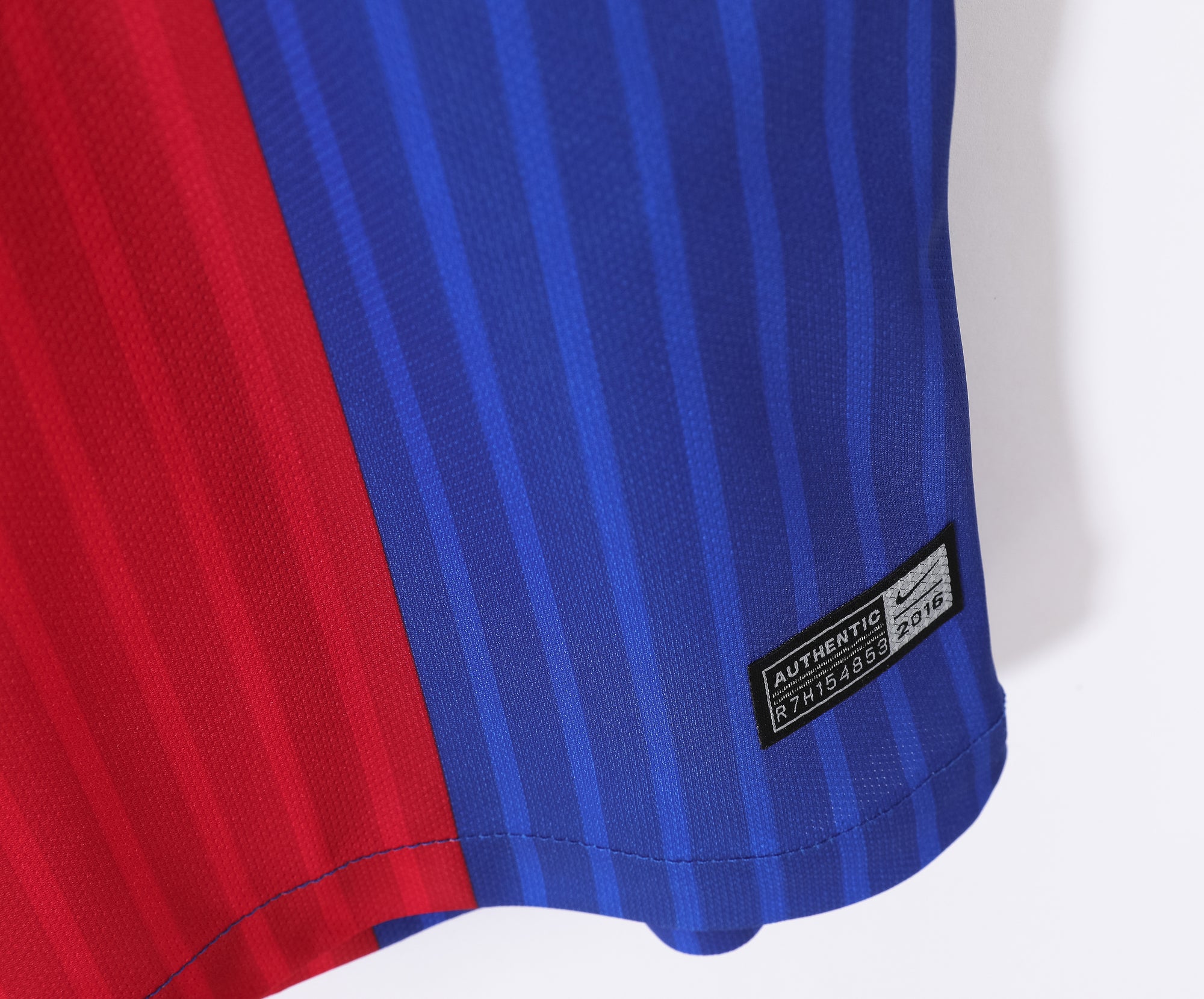 Barcelona 2016/17 (Home Kit)