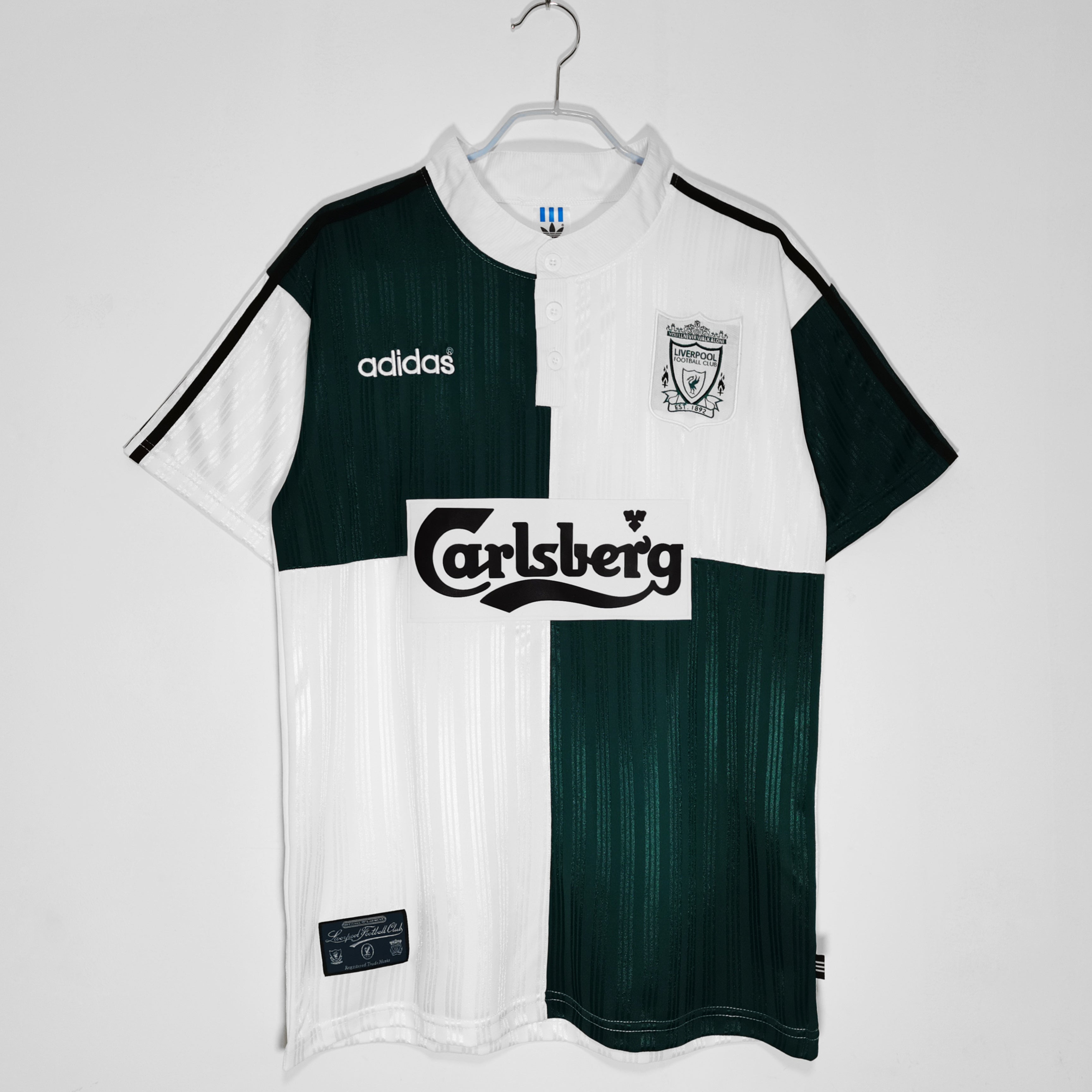 Liverpool 1995/96 (Away Kit)