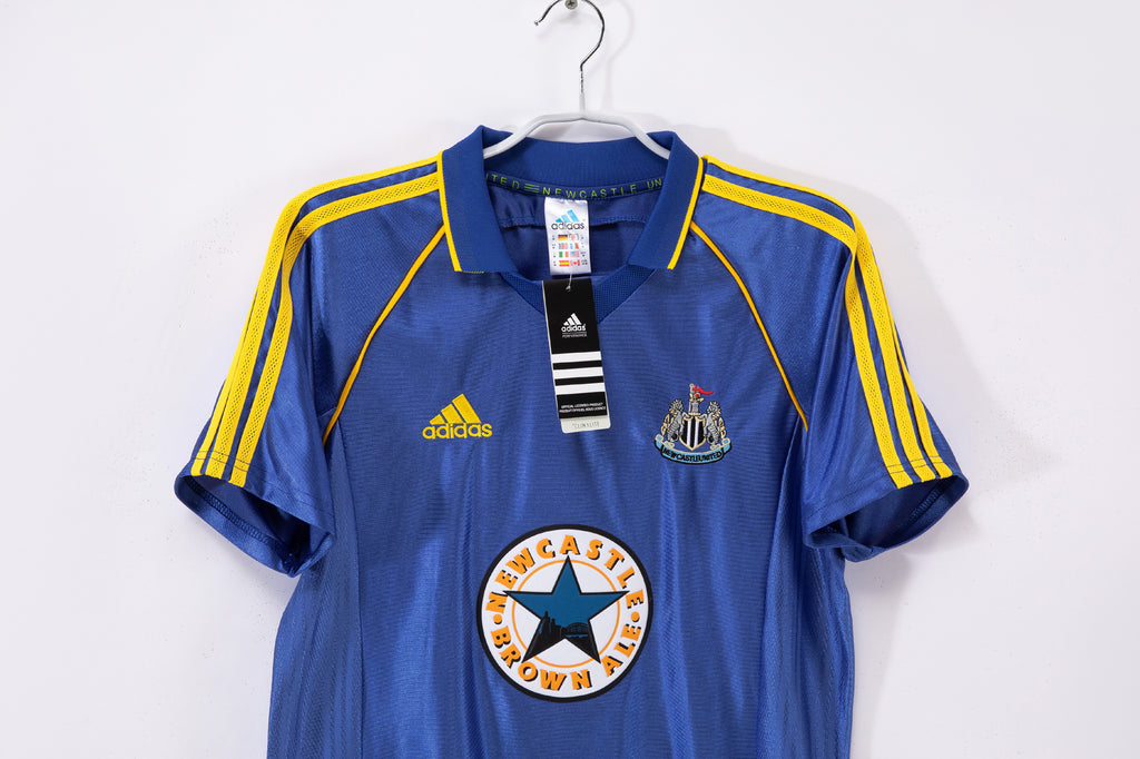 New Castle 1998/00 (Away Kit)