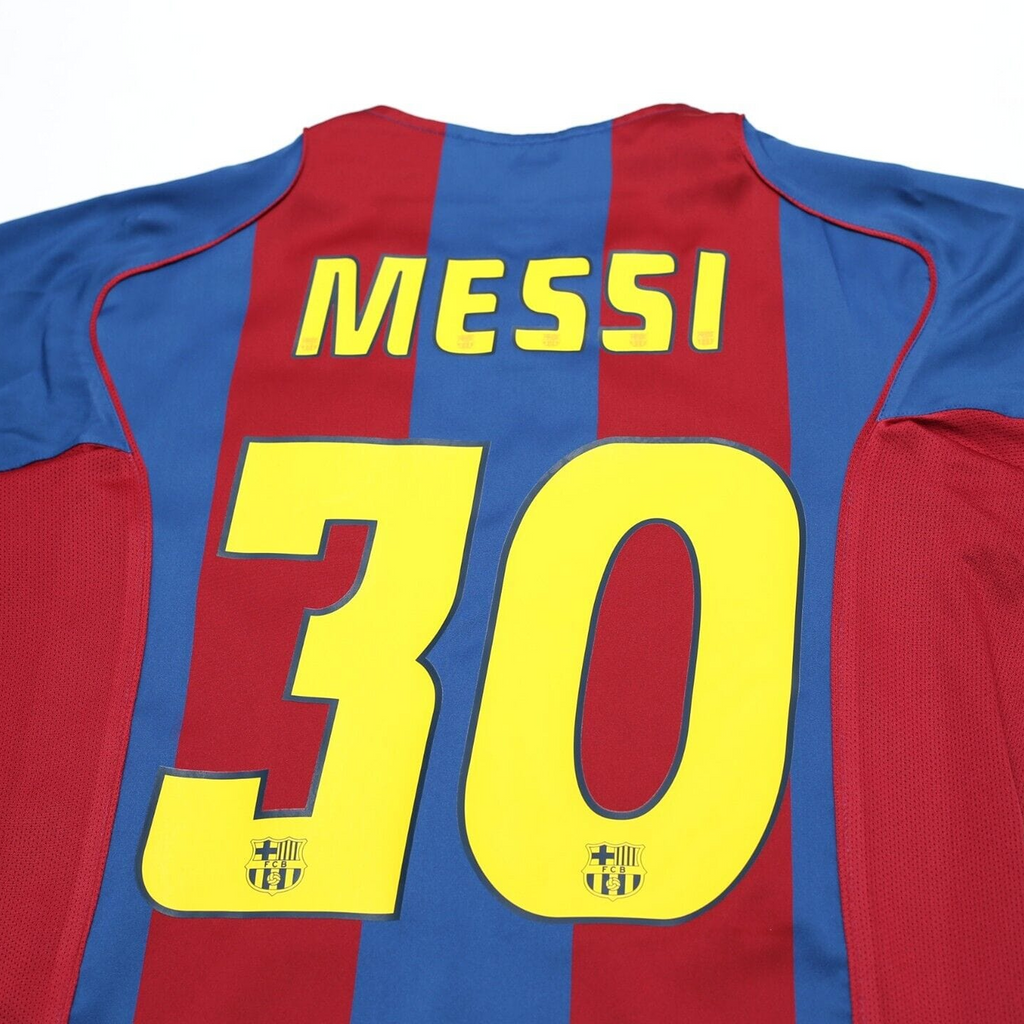 Barcelona 2004/05 (Home Kit)