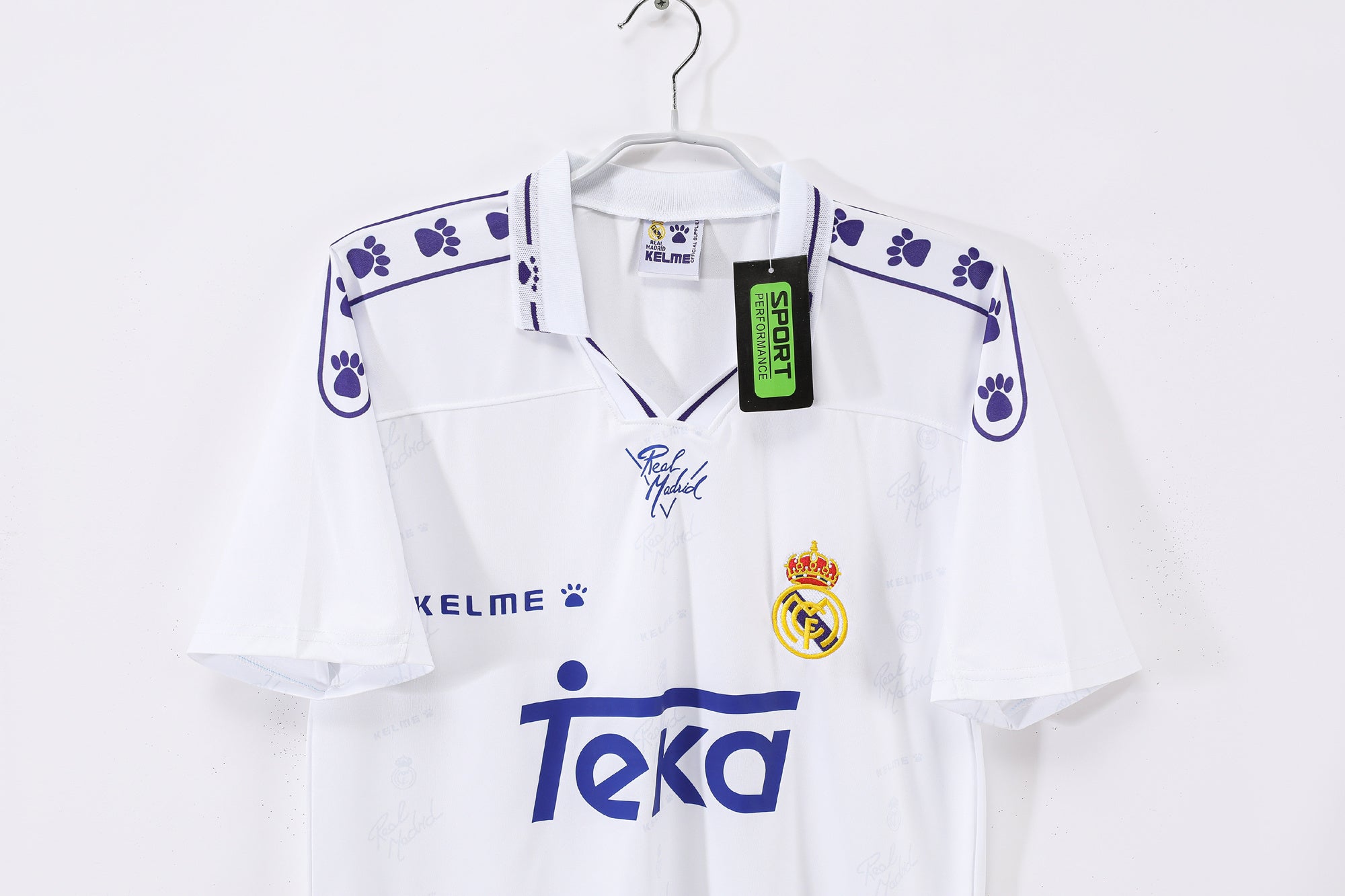 Real Madrid 1994/96 (Home Kit)