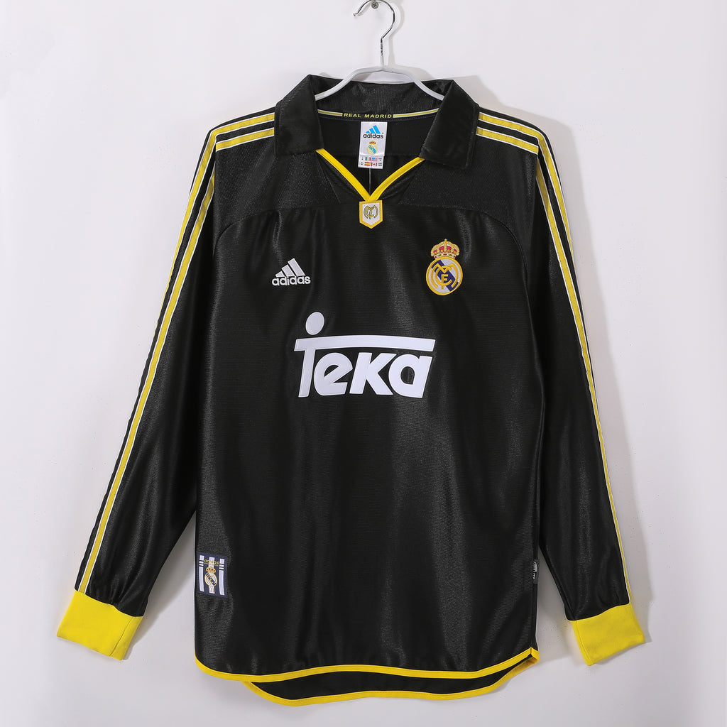 Real Madrid 1999/01 (Away Kit – Long Sleeve)