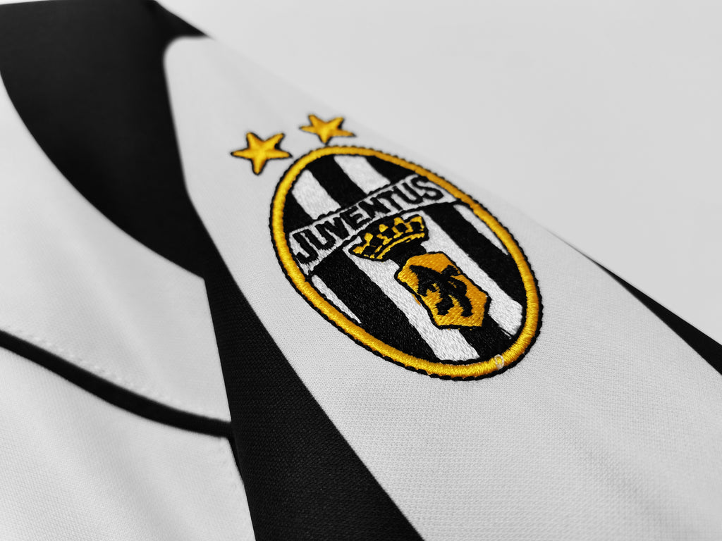 Juventus 1997/98 (Home Kit)