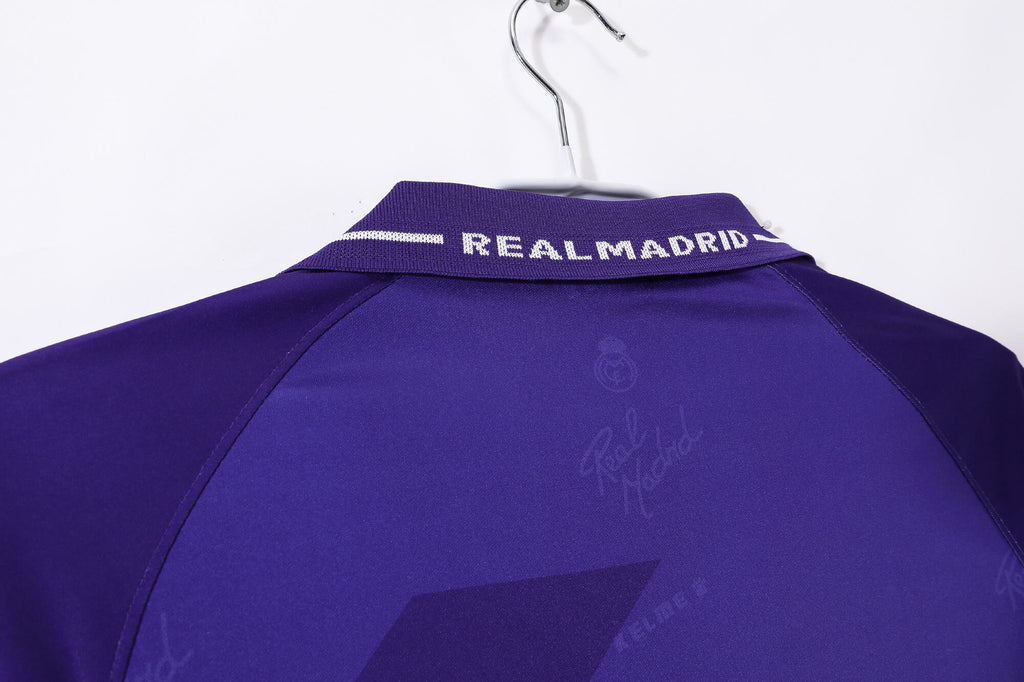 Real Madrid 1994/96 (Away Kit)