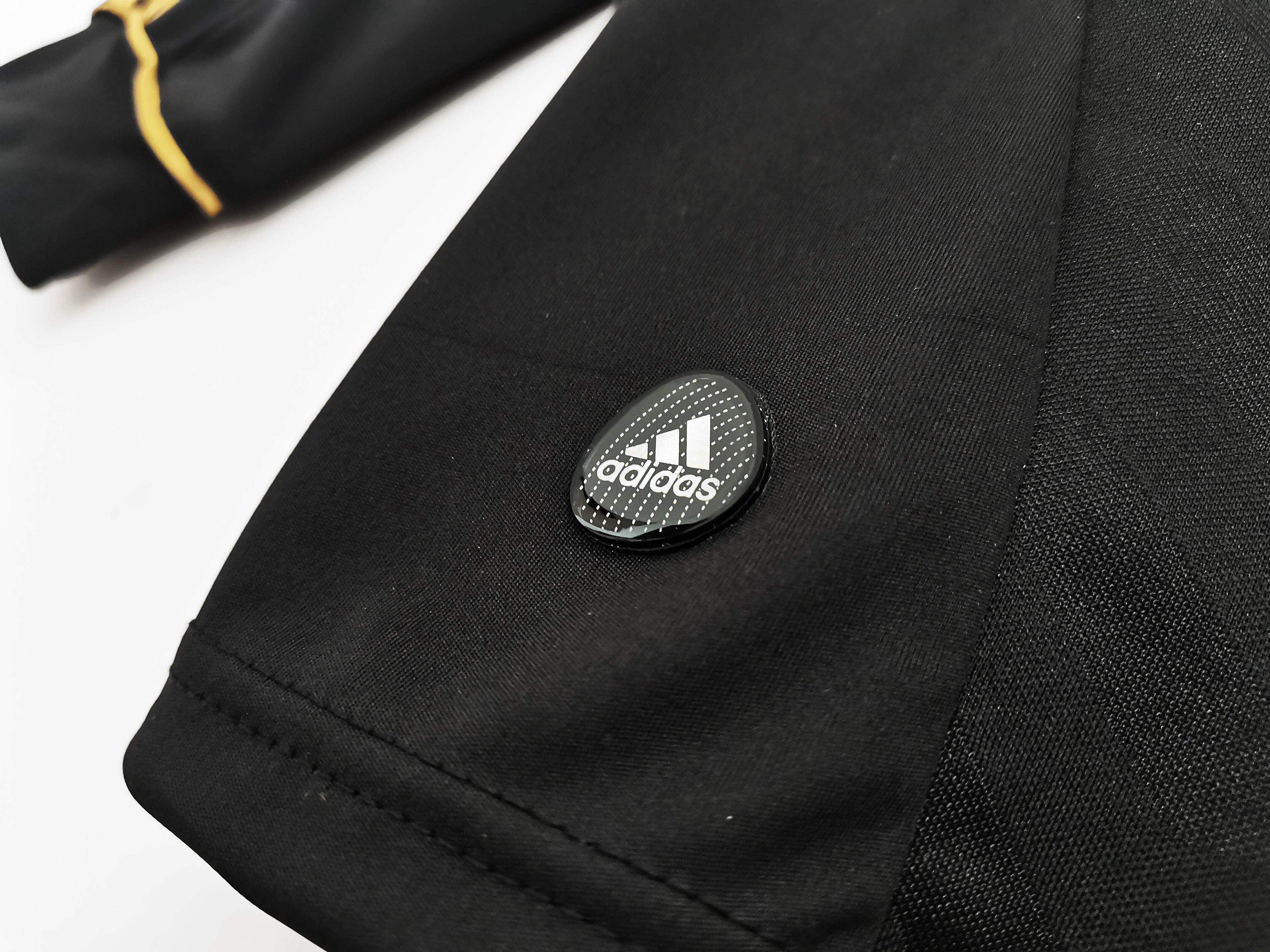Real Madrid 2011/12 (Away Kit – Long Sleeve)