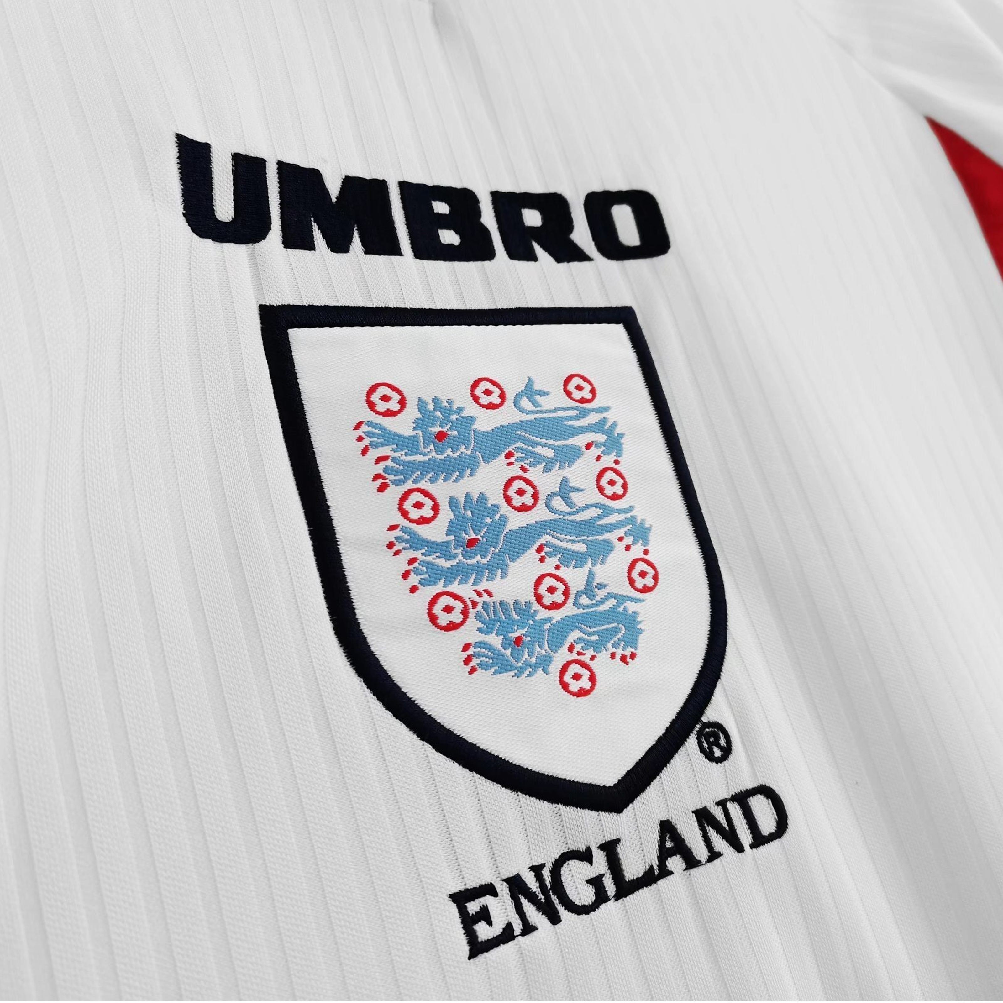 Inglaterra 1997/98 (Home Kit)