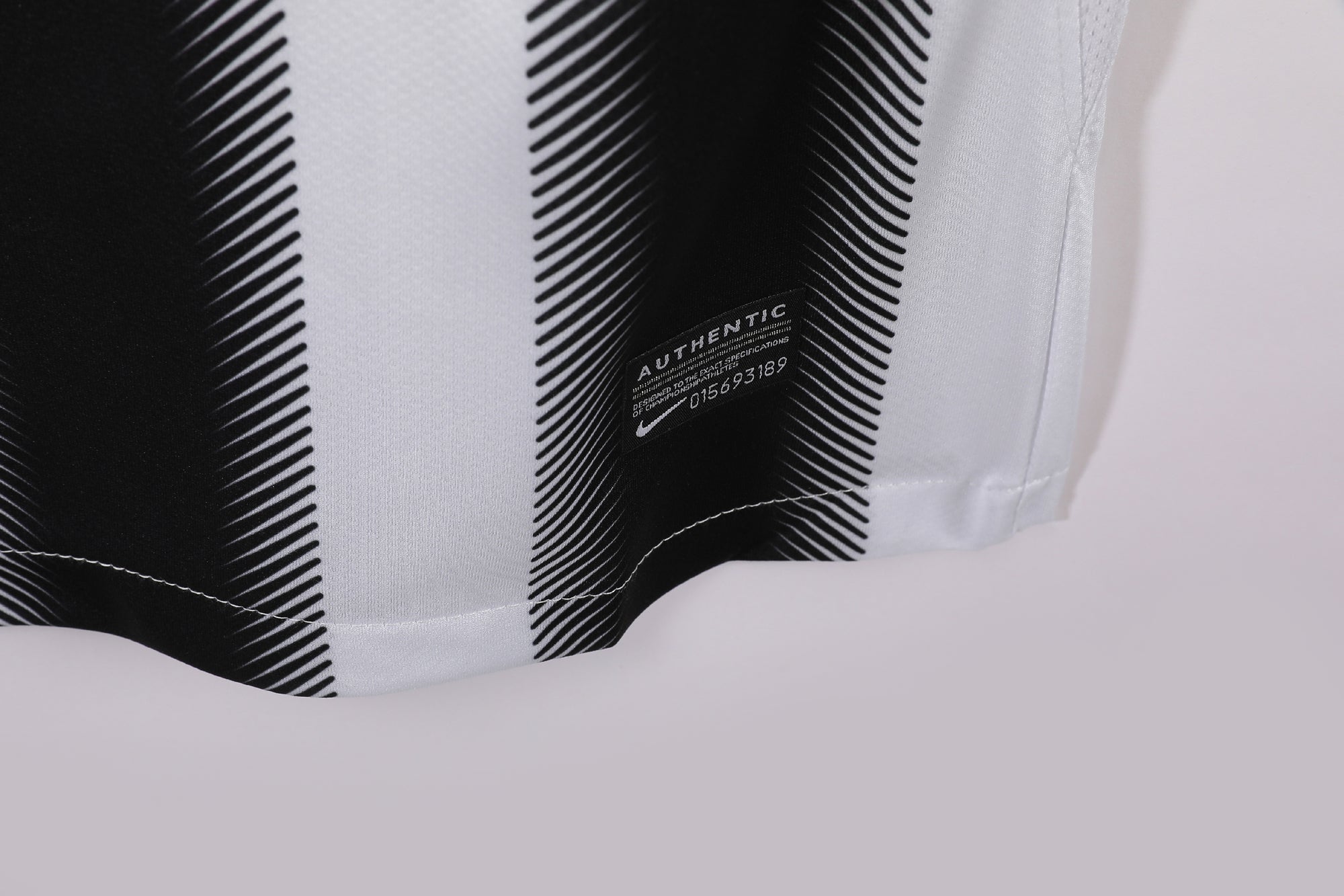 Juventus 2011/12 (Home Kit)