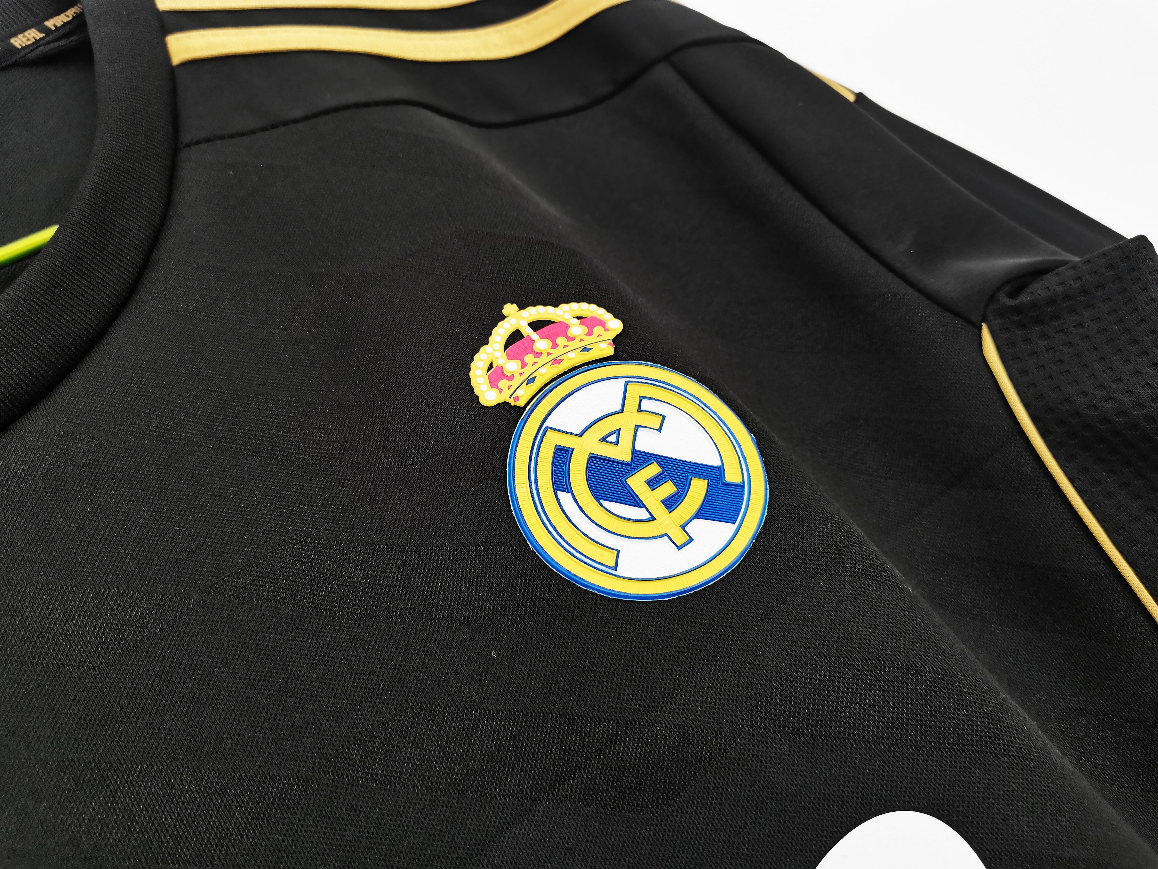 Real Madrid 2011/12 (Away Kit – Long Sleeve)