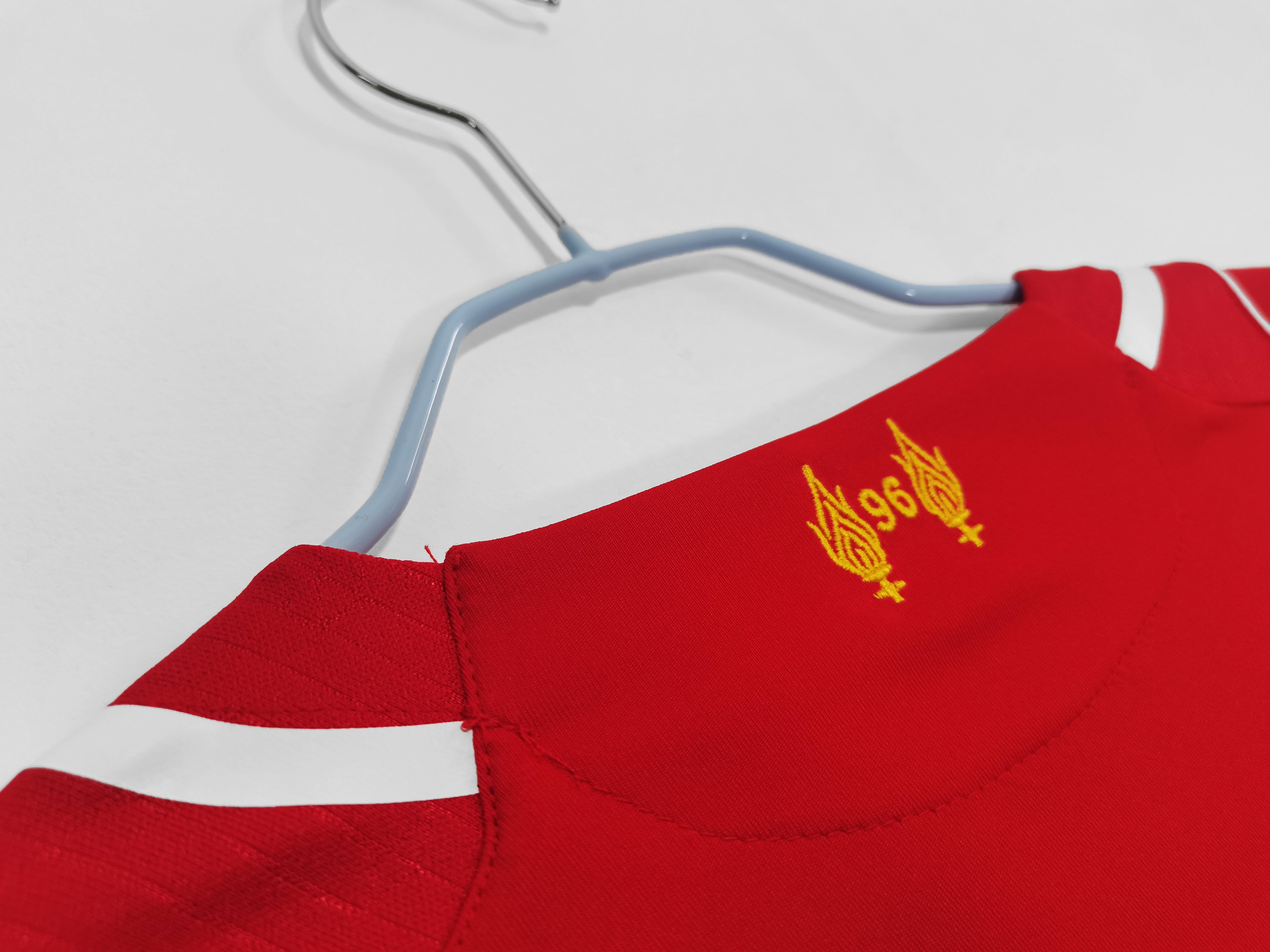 Liverpool 2014/15 (Home Kit)