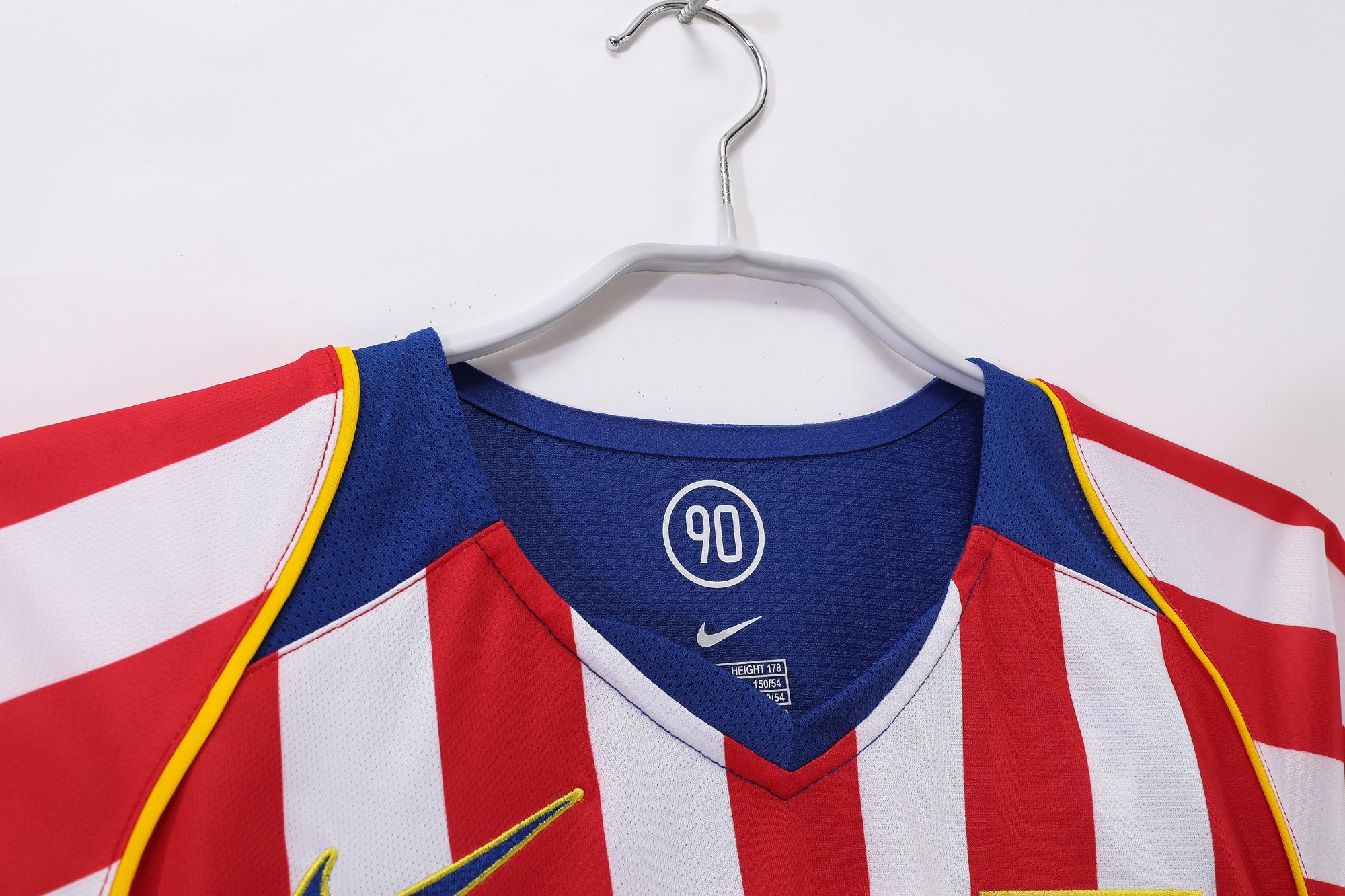 Atlético de Madrid 2004/05 (Home Kit)