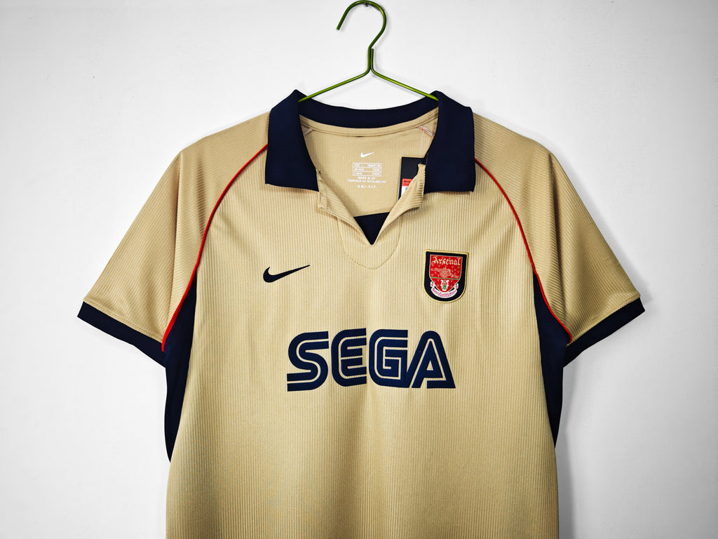 Arsenal 2001/02 (Away Kit)