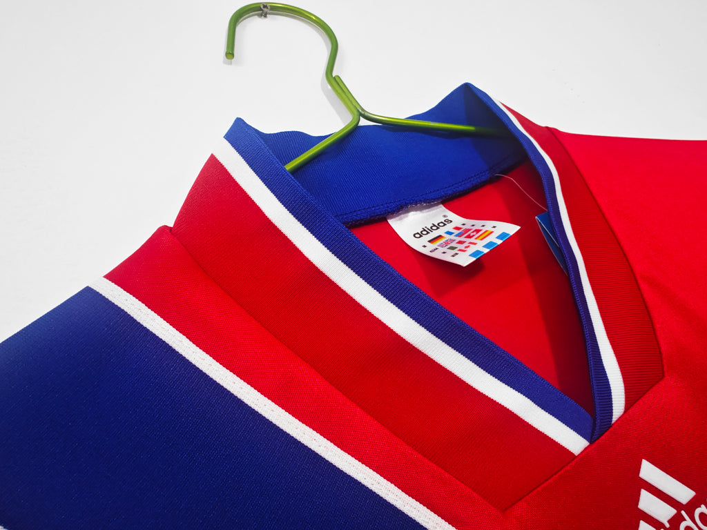 Bayern Munich 1993/95 (Home Kit)
