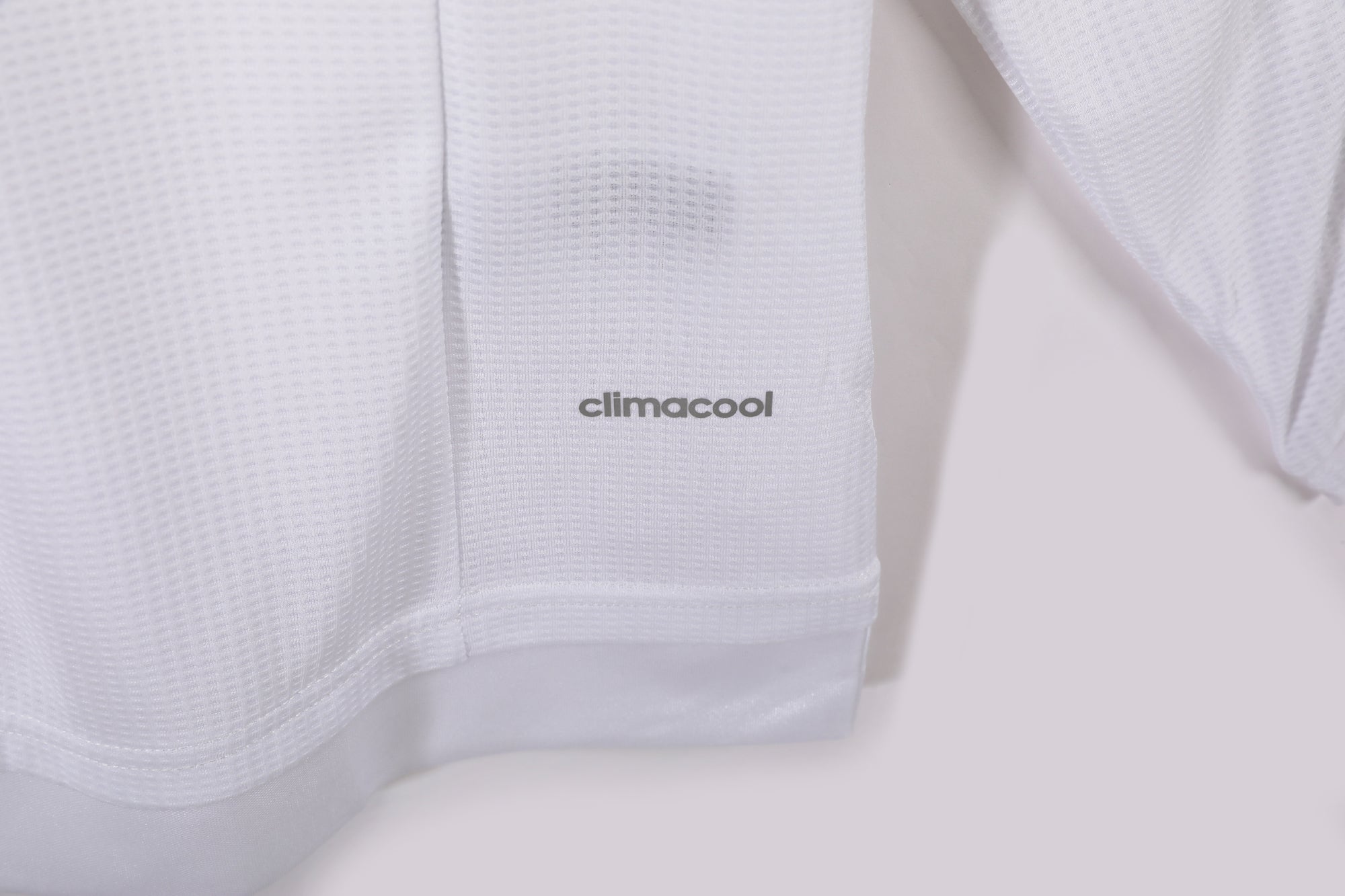 Real Madrid 2015/16 (Home Kit – Long Sleeve)