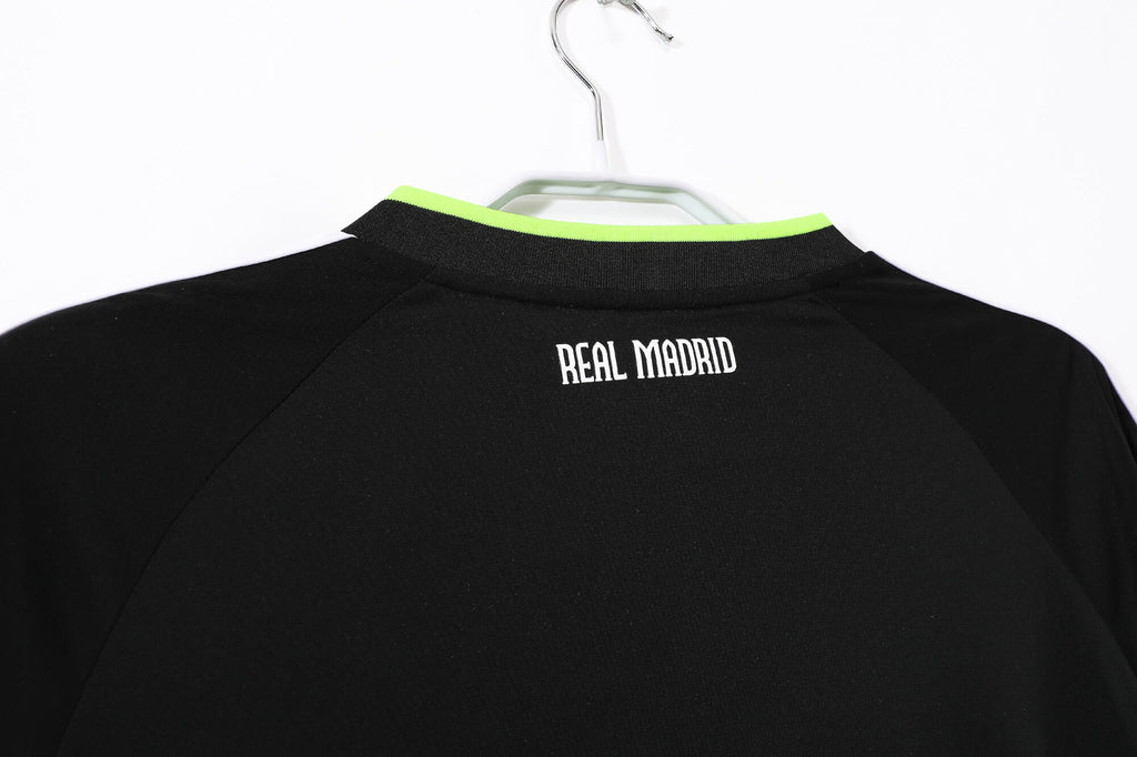 Real Madrid 2010/11 (Away Kit)