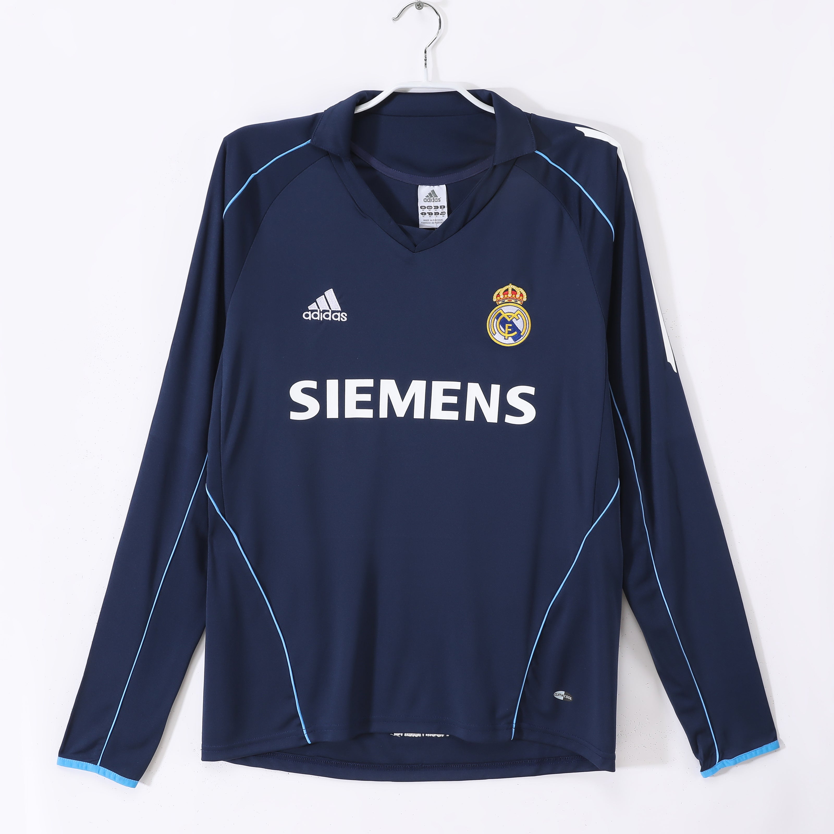 Real Madrid 2005/06 (Away Kit - Long Sleeves)