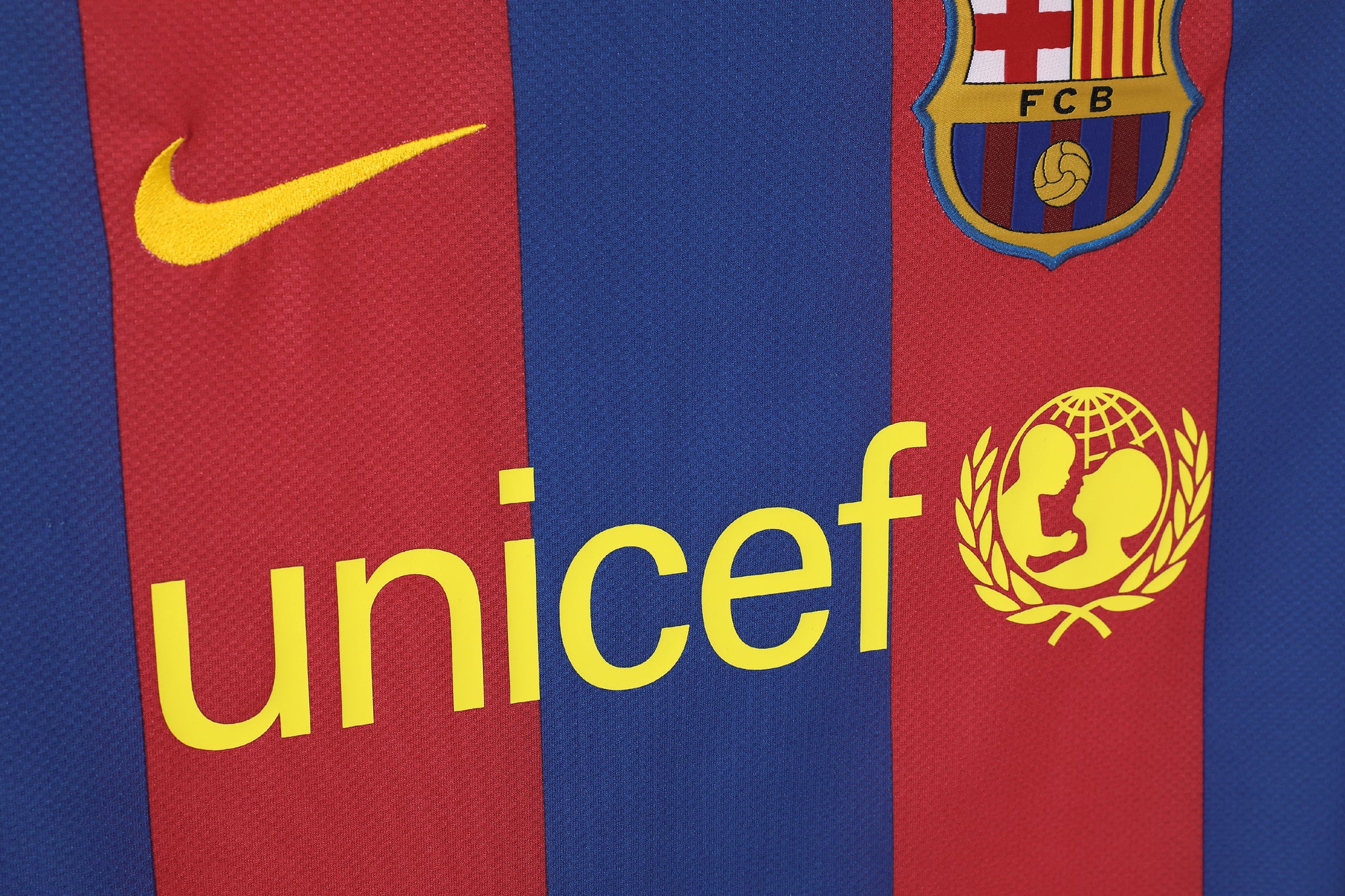 Barcelona 2010/11 (Home Kit - Kids)