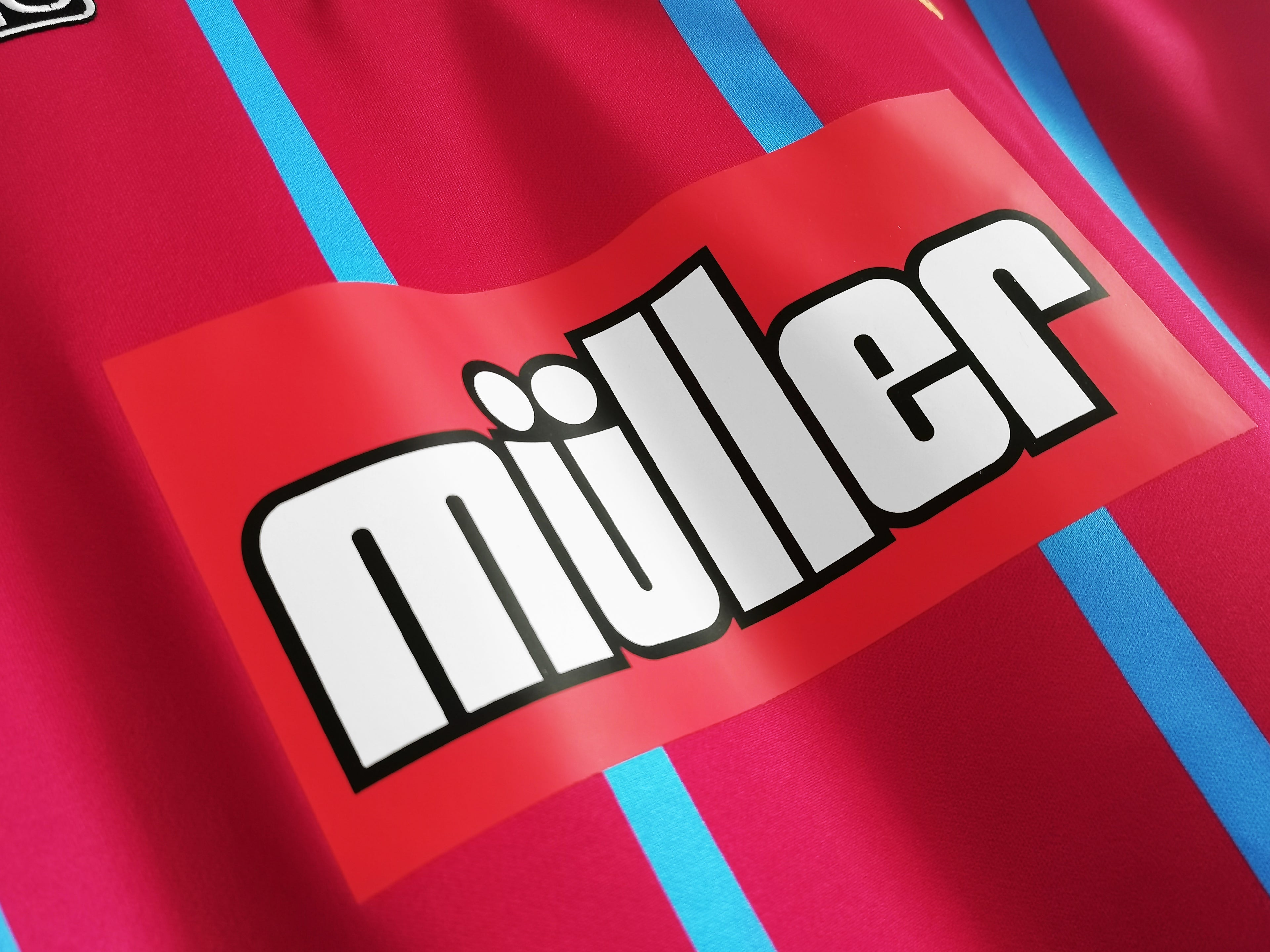 Aston Villa 1993/95 (Home Kit)