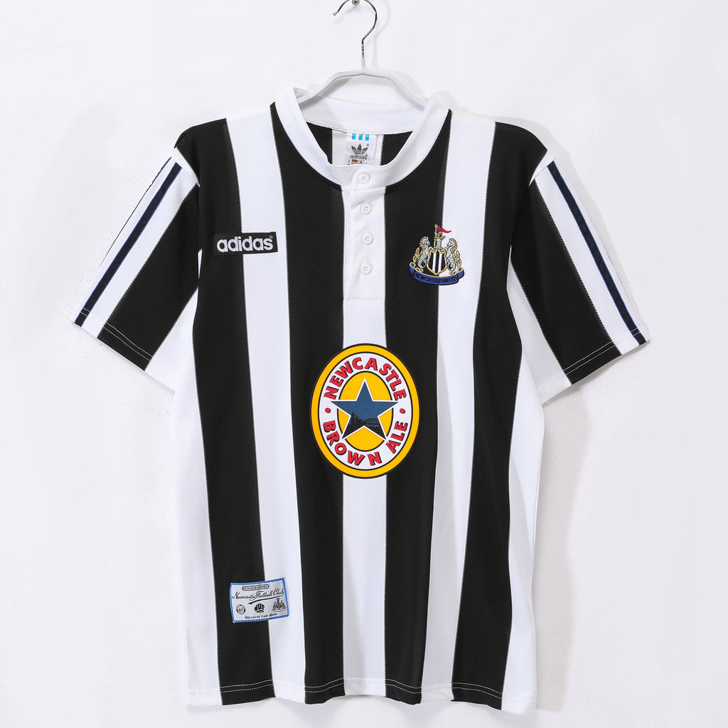 New Castle 1995/97 (Home Kit)
