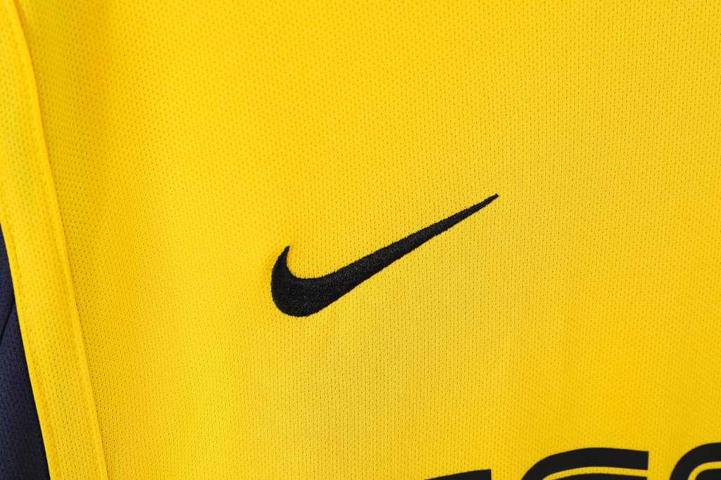 Arsenal 2000/01 (Away Kit)