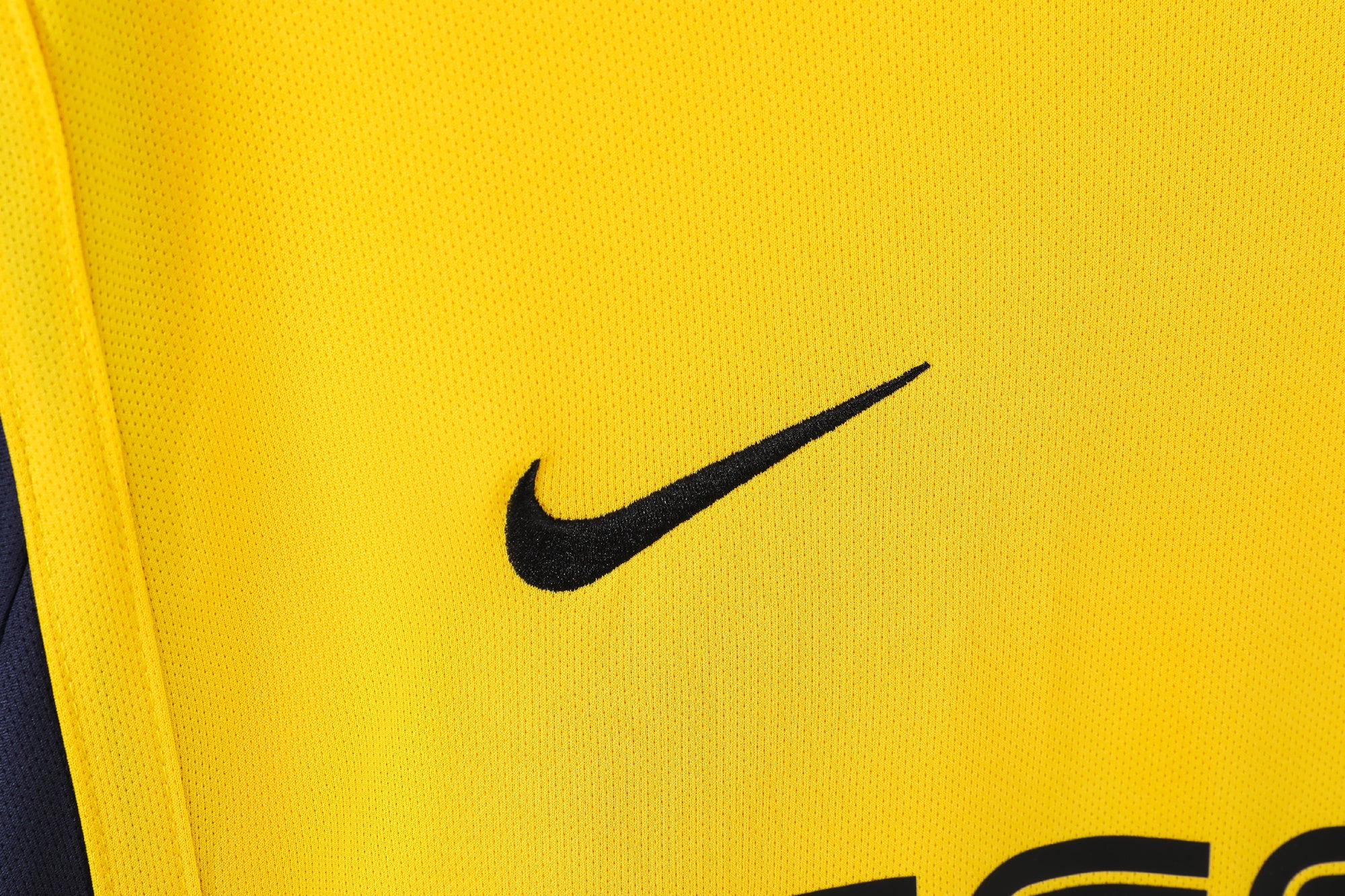 Arsenal 2000/01 (Away Kit)