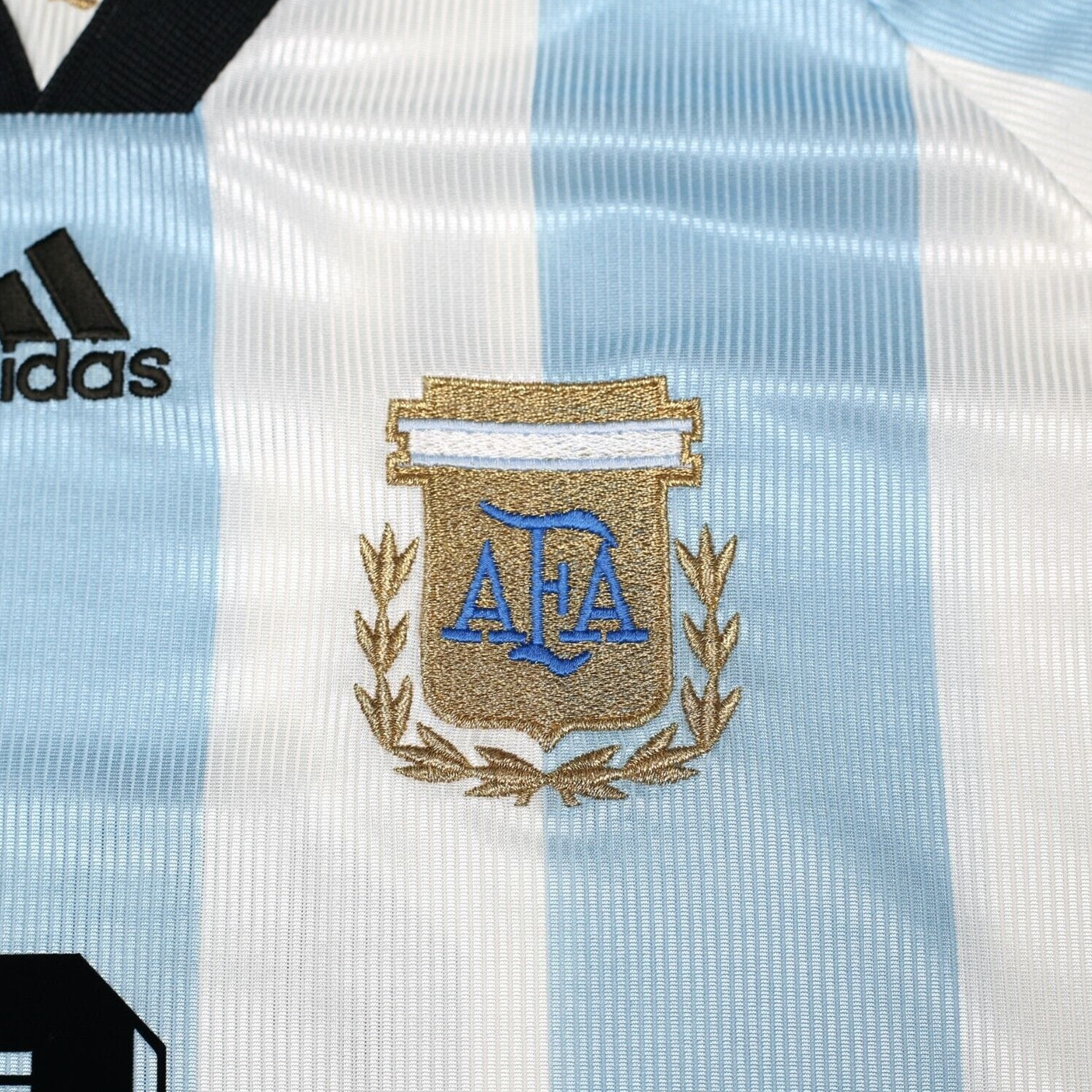 Argentina 1998/99 (Home Kit)