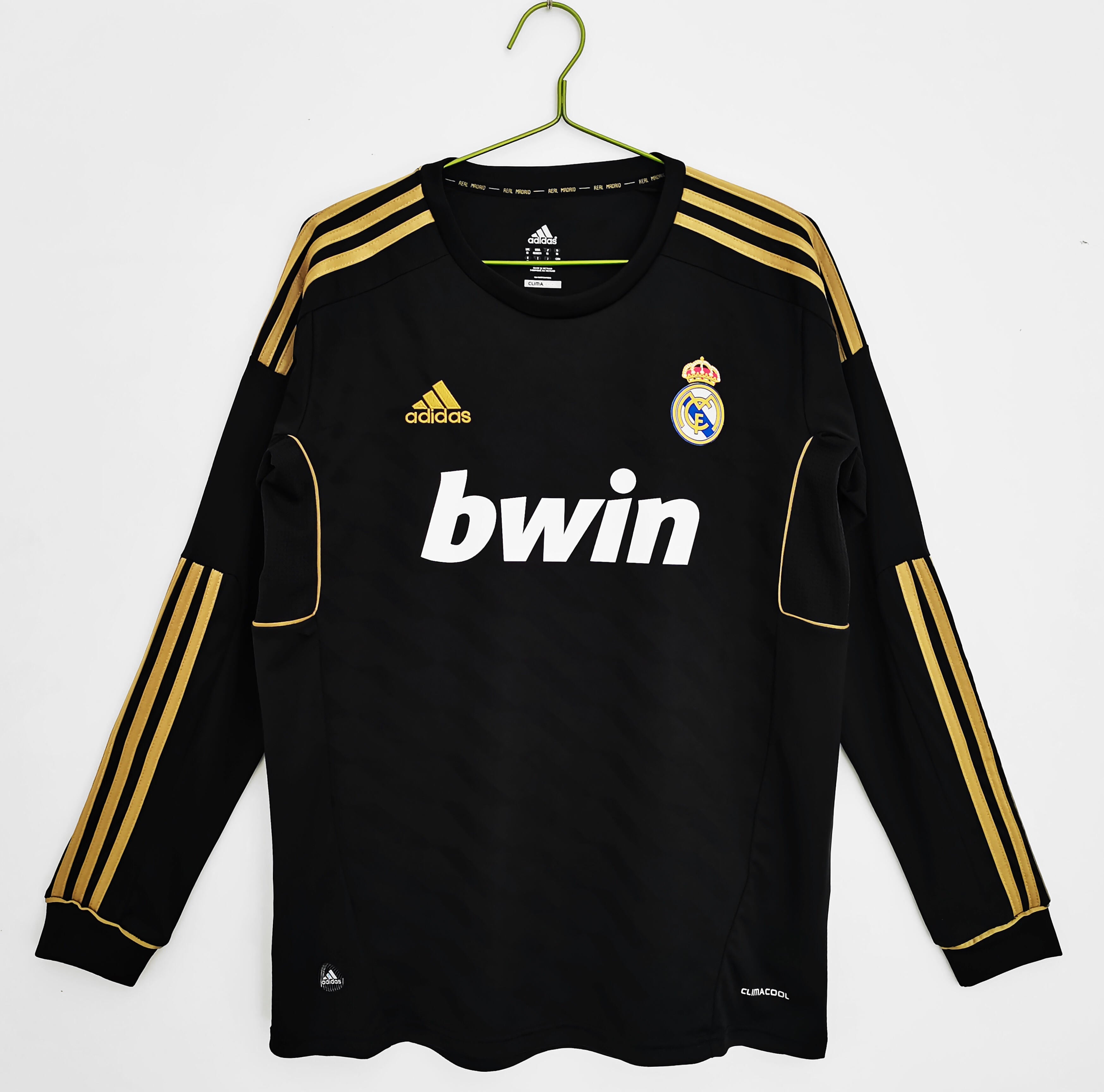 Real Madrid 2011/12 (Away Kit – Long Sleeve)