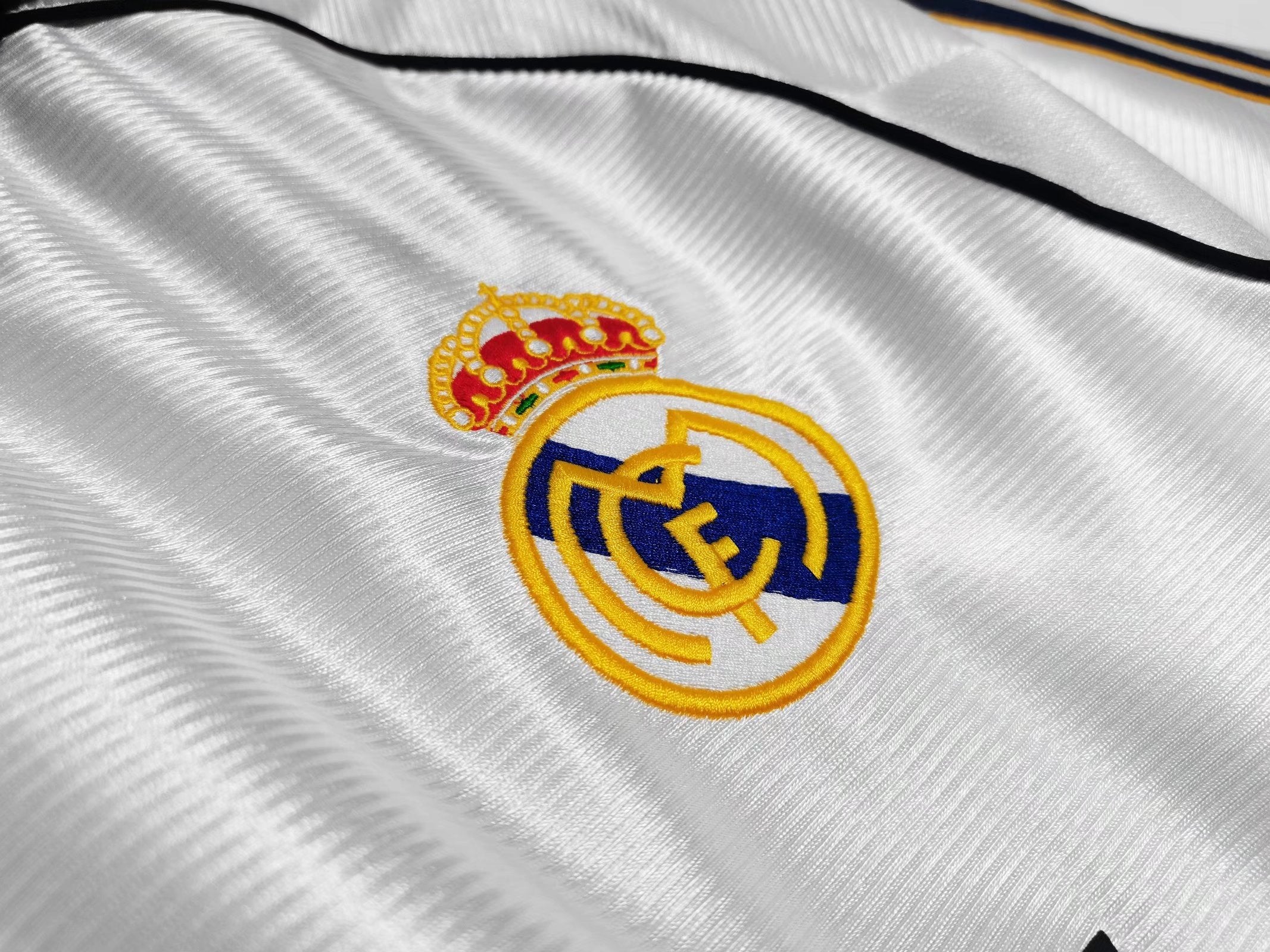 Real Madrid 1998/00 (Home Kit)