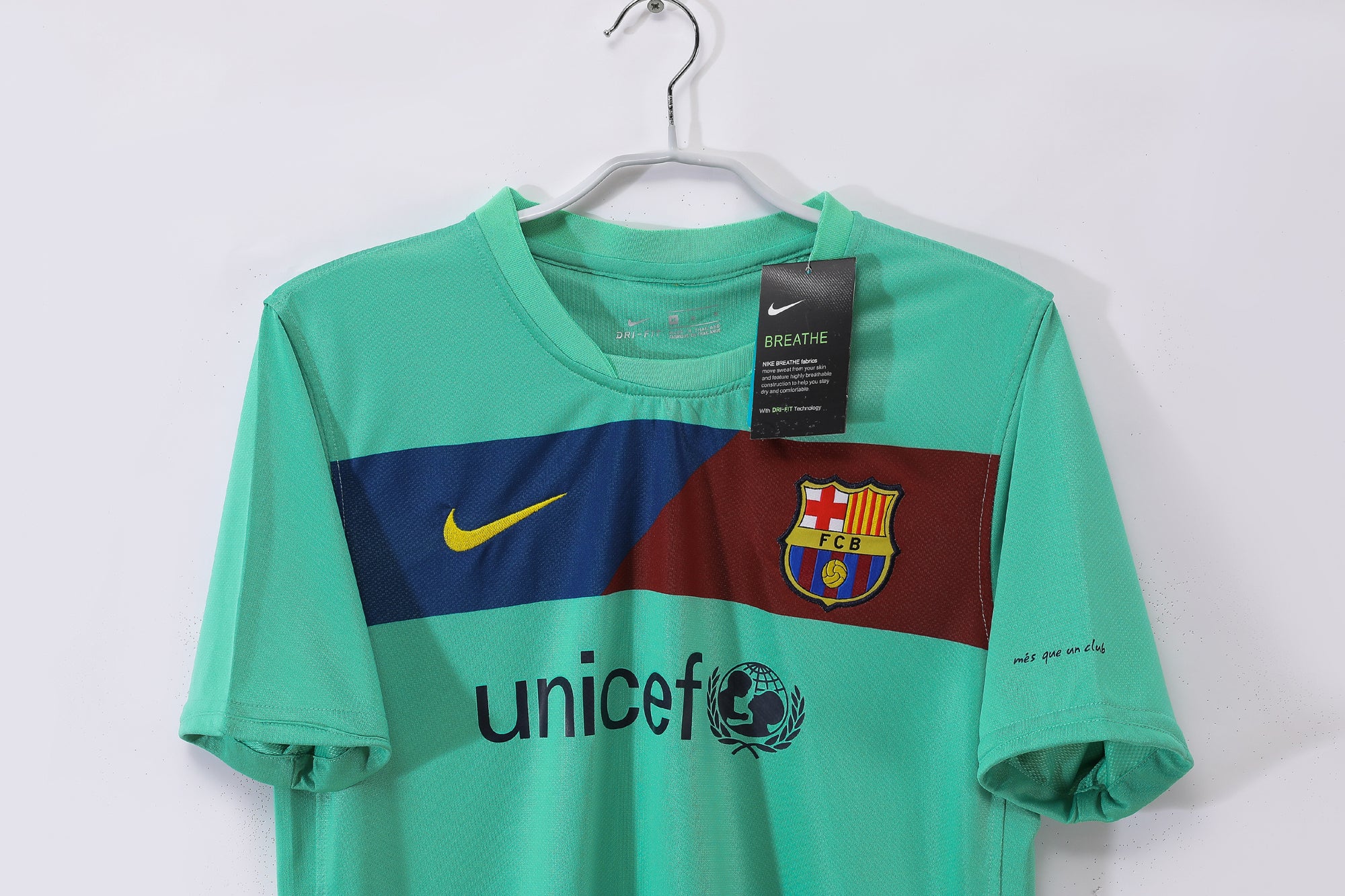 Barcelona 2010/11 (Away Kit)
