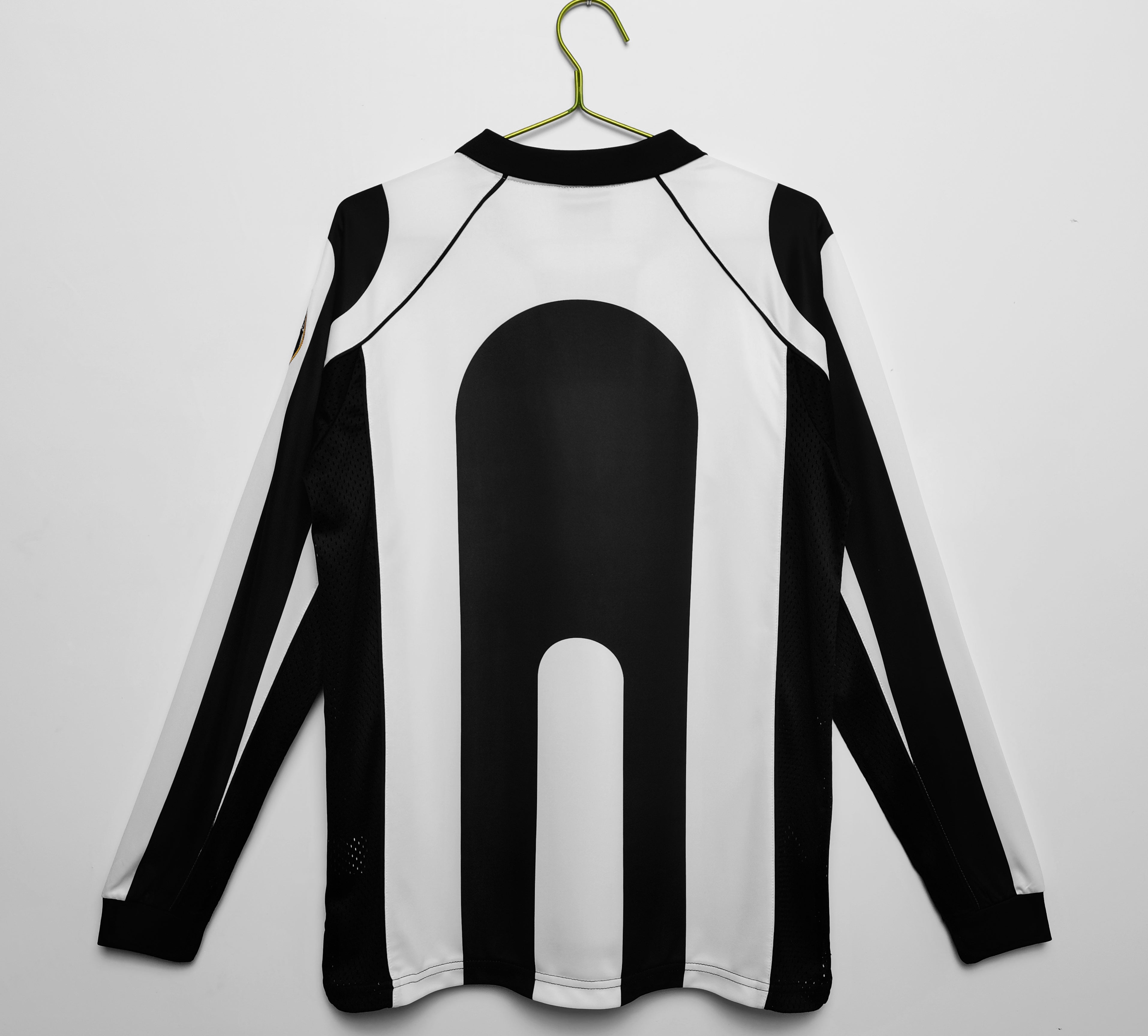 Juventus 1997/98 (Home Kit - Long Sleeve)