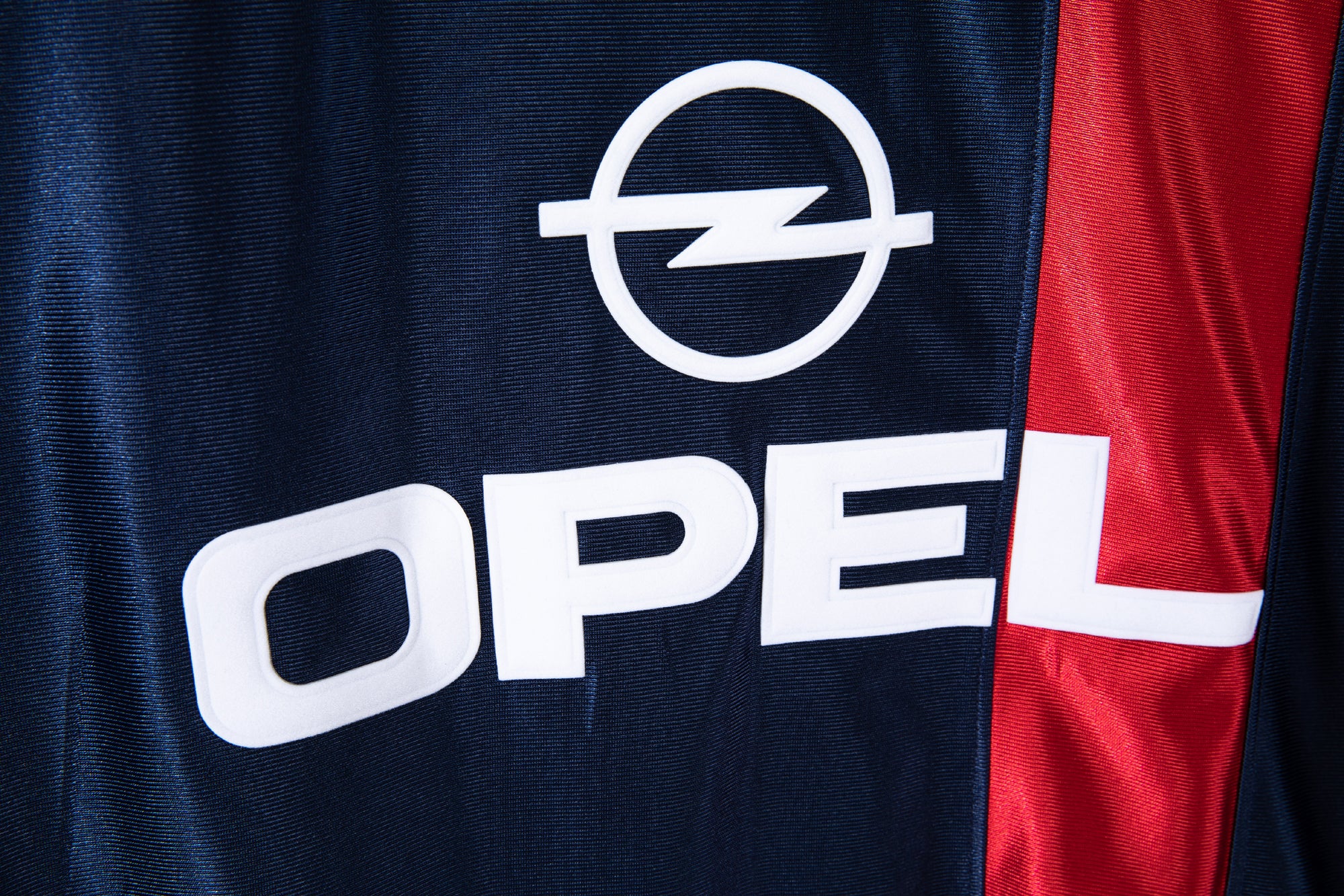 PSG 2001/02 (Home Kit)