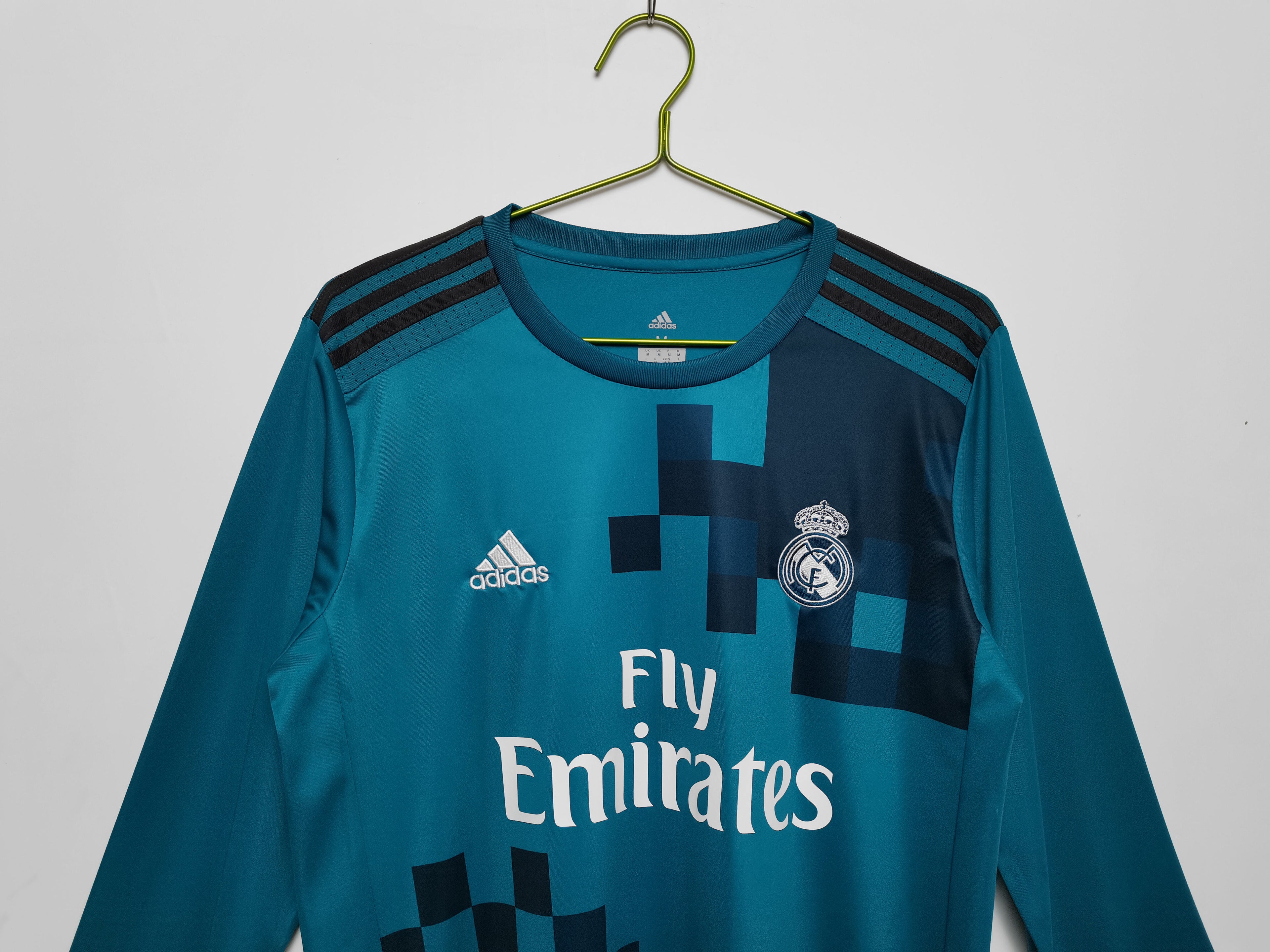 Real Madrid 2017/18 (Third Kit – Long Sleeve)