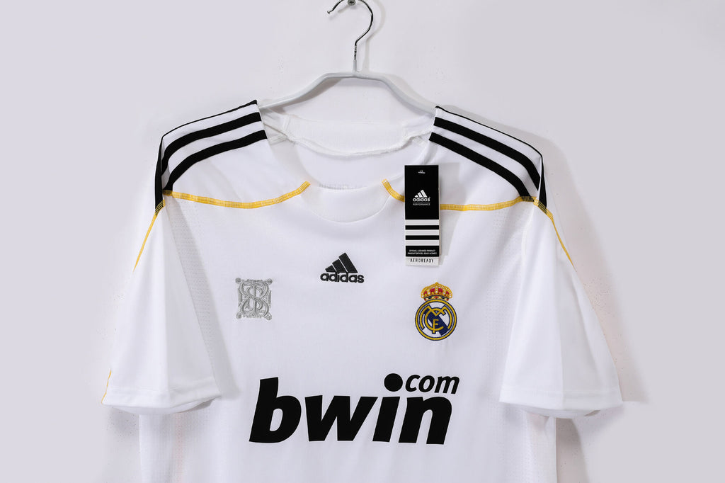 Real Madrid 2009/10 (Home Kit)