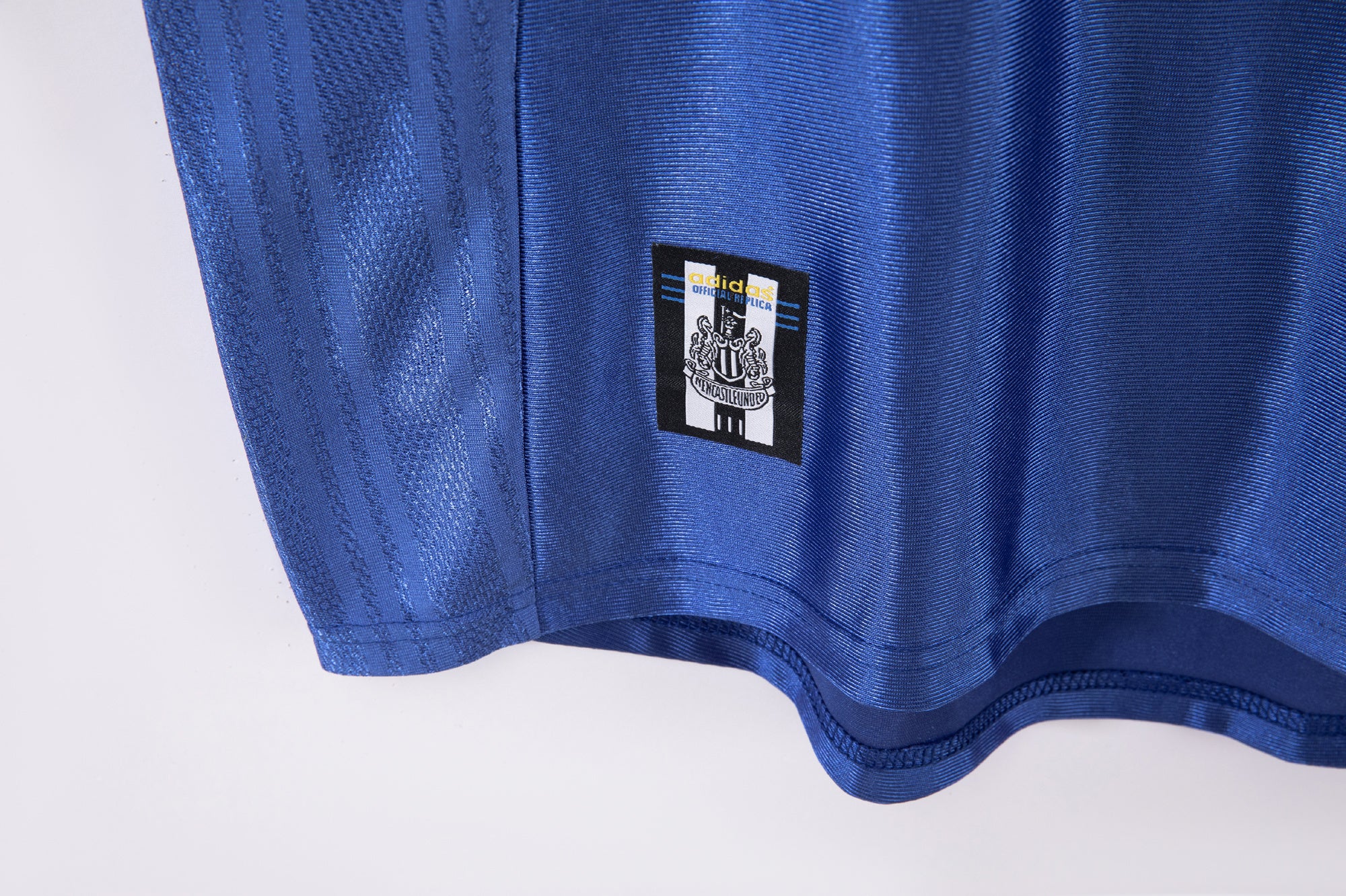 New Castle 1998/00 (Away Kit)