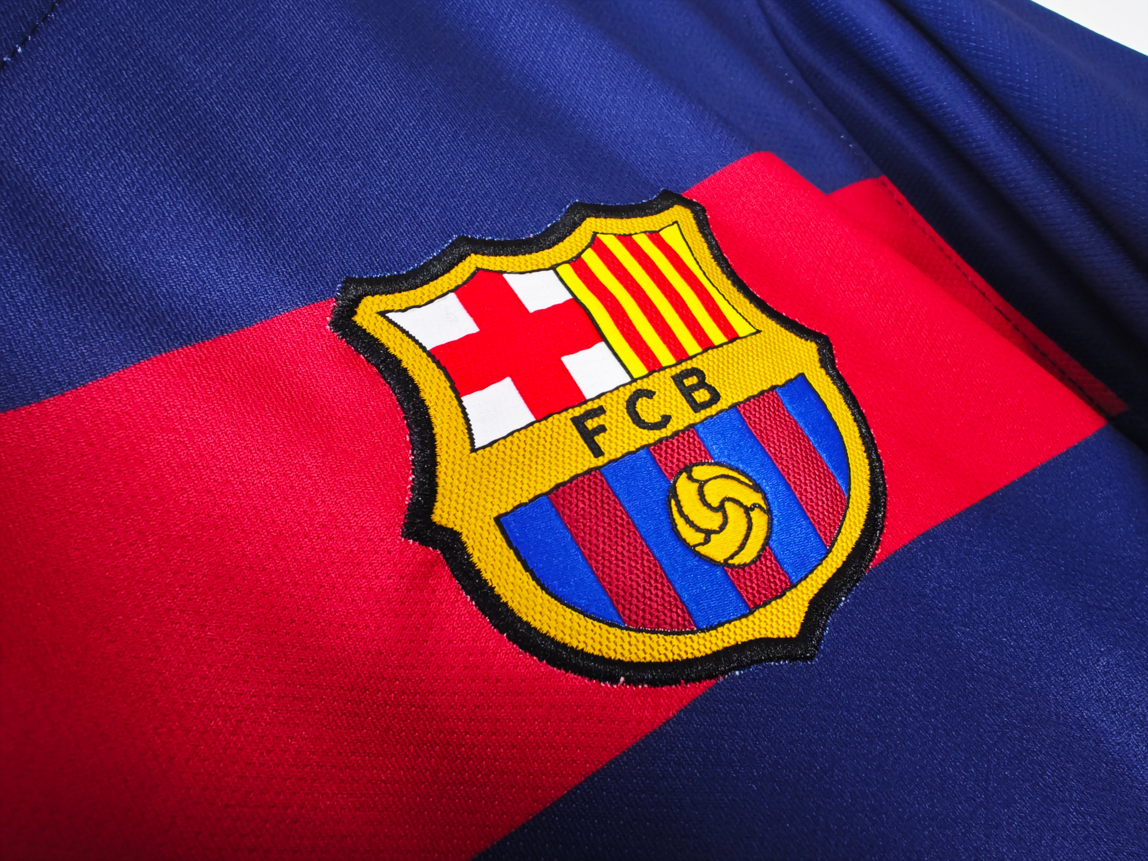 Barcelona 2015/16 (Home Kit)