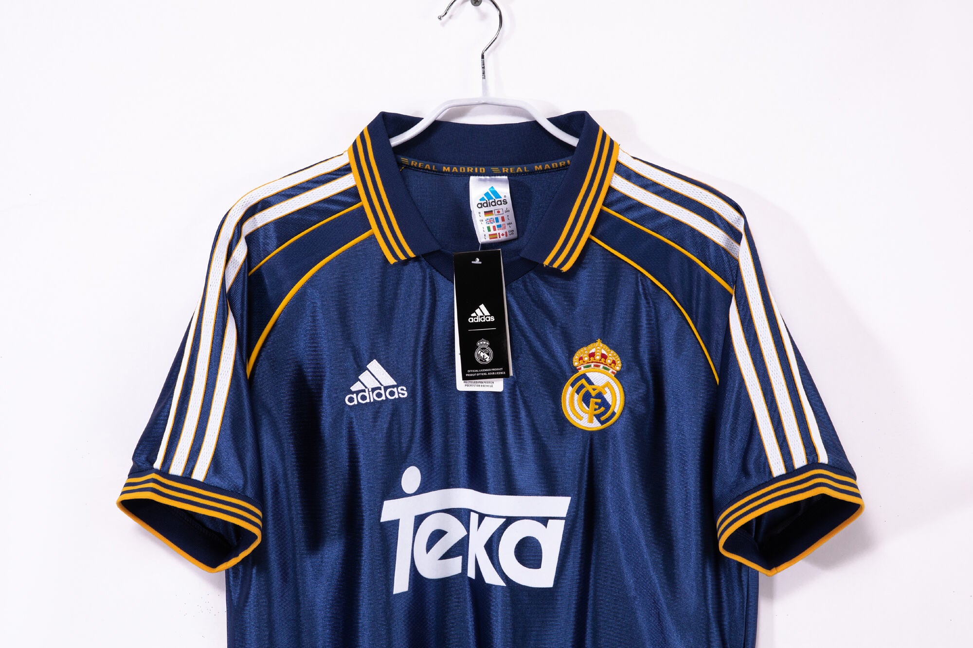 Real Madrid 1998/00 (Away Kit)