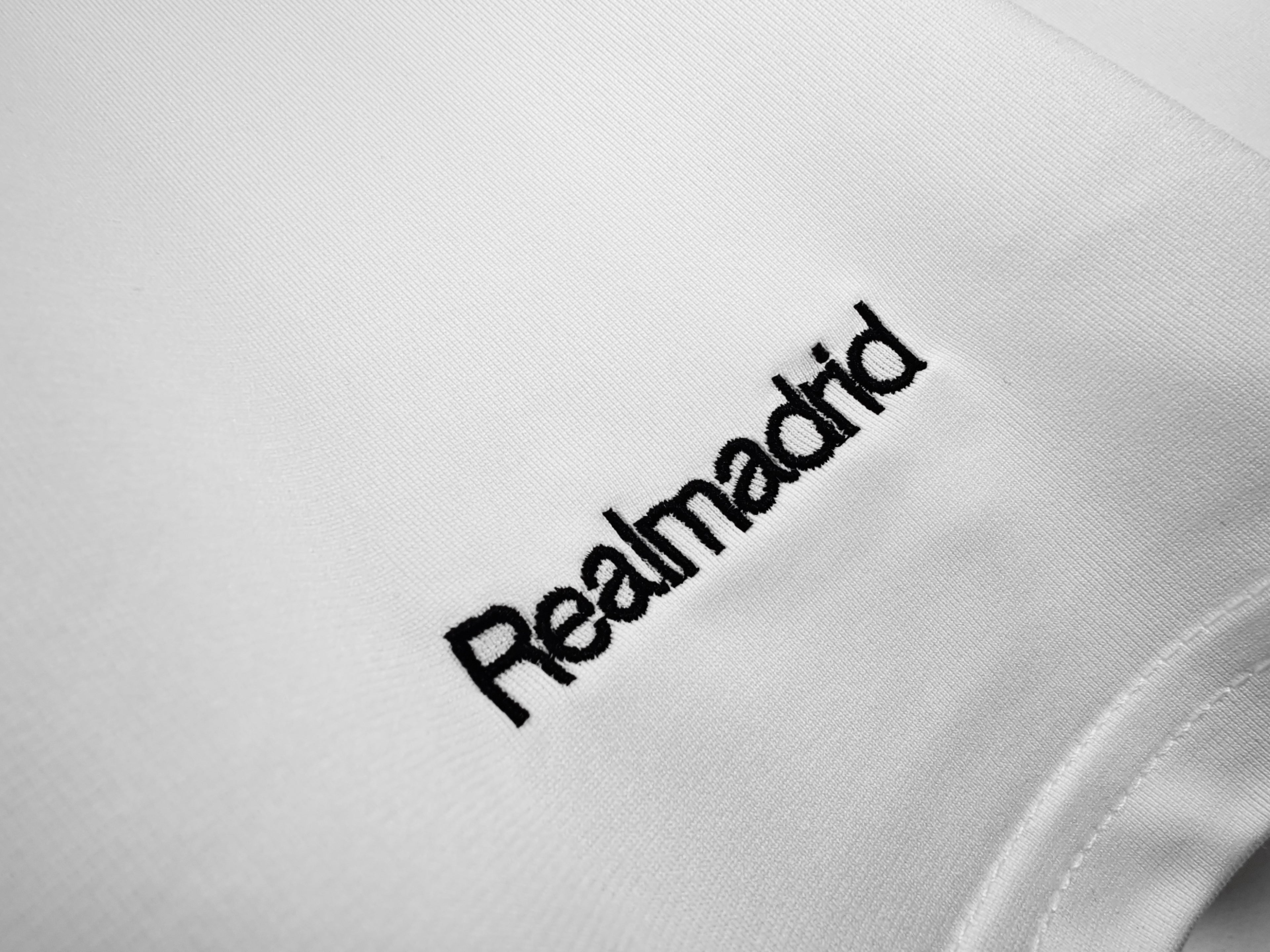 Real Madrid 2005/06 (Home Kit)