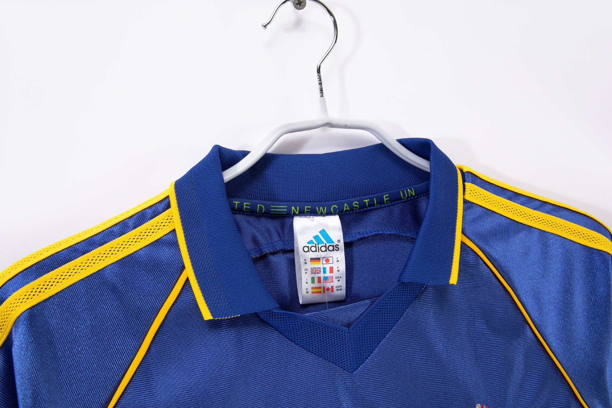 New Castle 1998/00 (Away Kit)