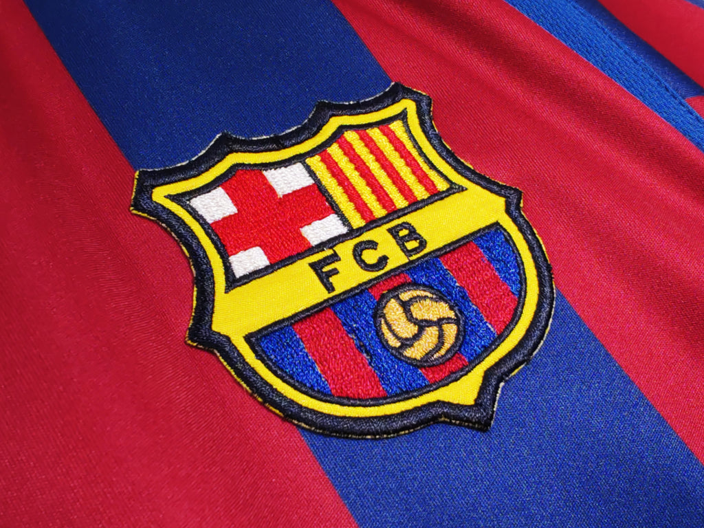 Barcelona 2005/06 (Home Kit)