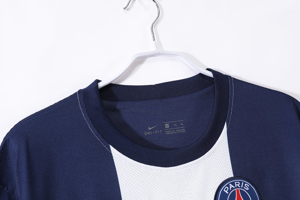 PSG 2013/14 (Home Kit)