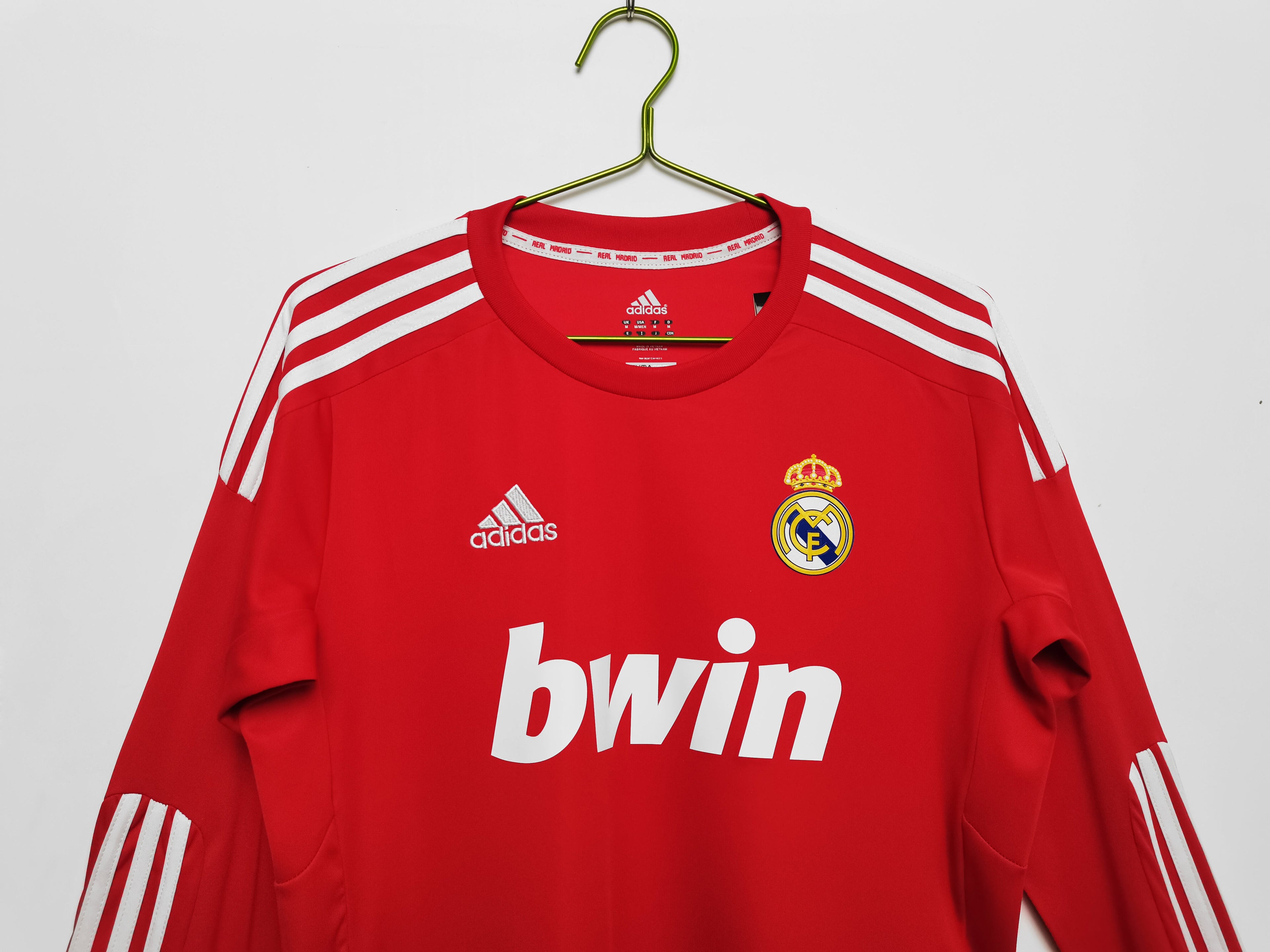Real Madrid 2011/12 (Third Kit – Long Sleeve)