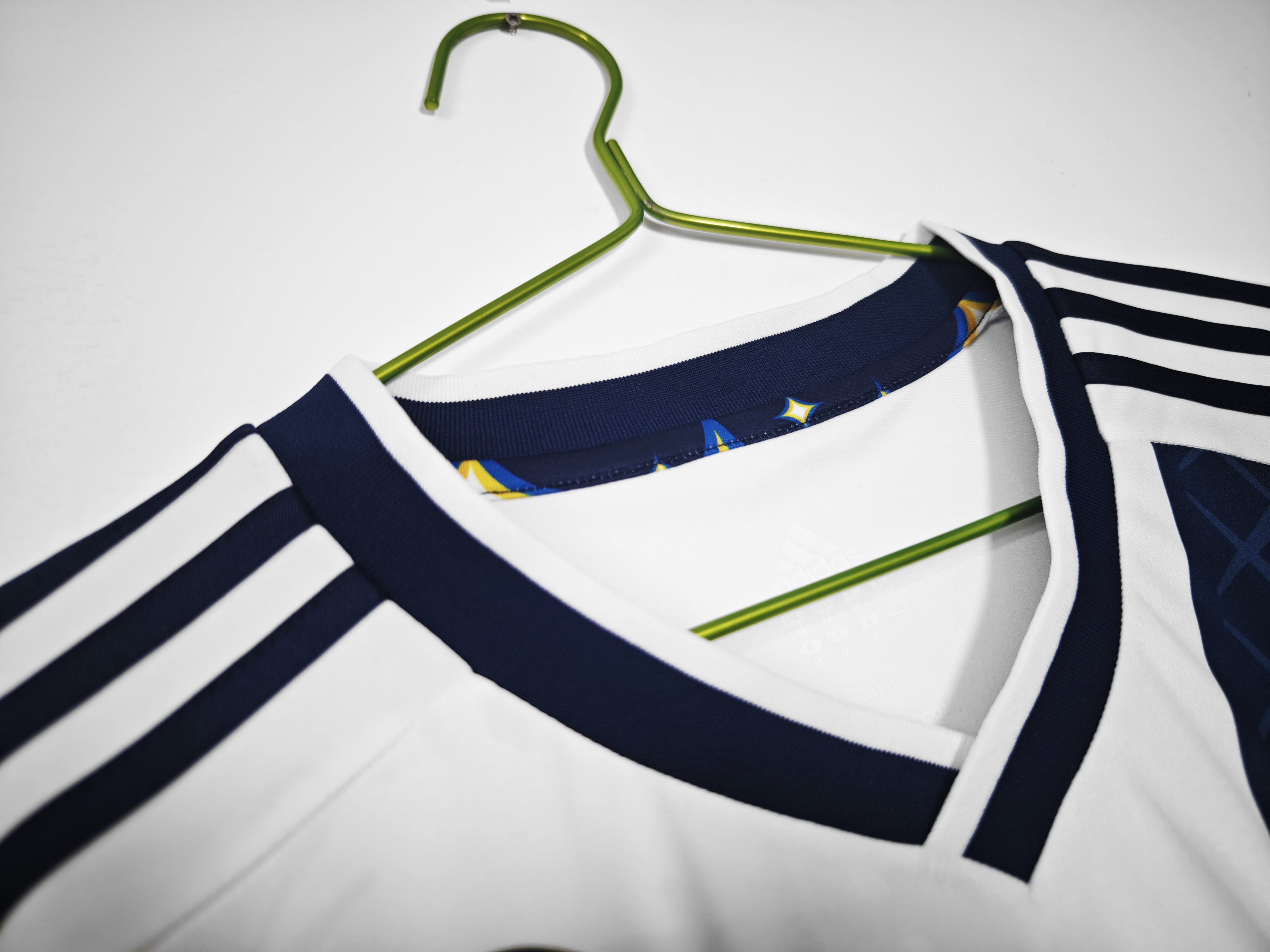 LA Galaxy 2011/12 (Home Kit)