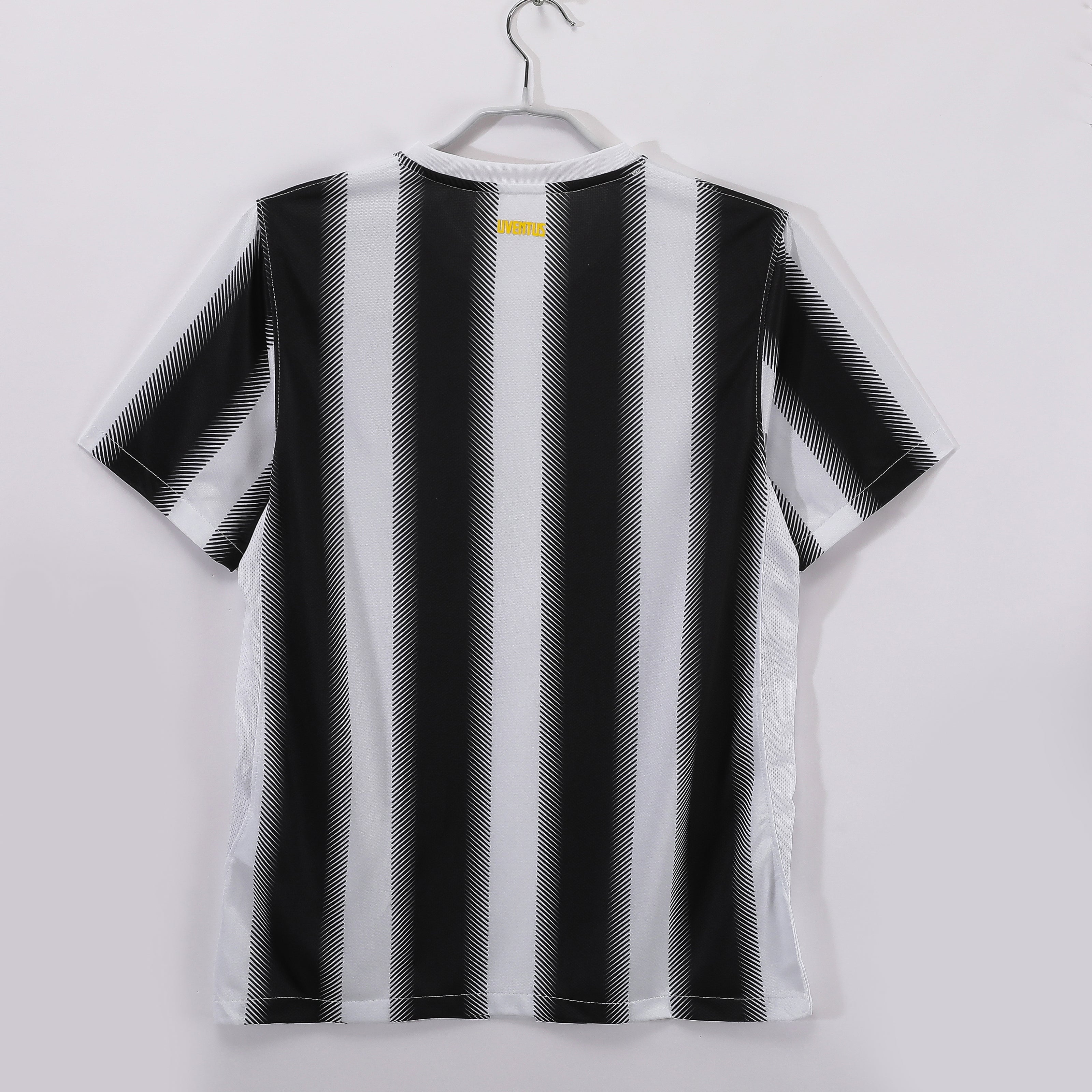 Juventus 2011/12 (Home Kit)