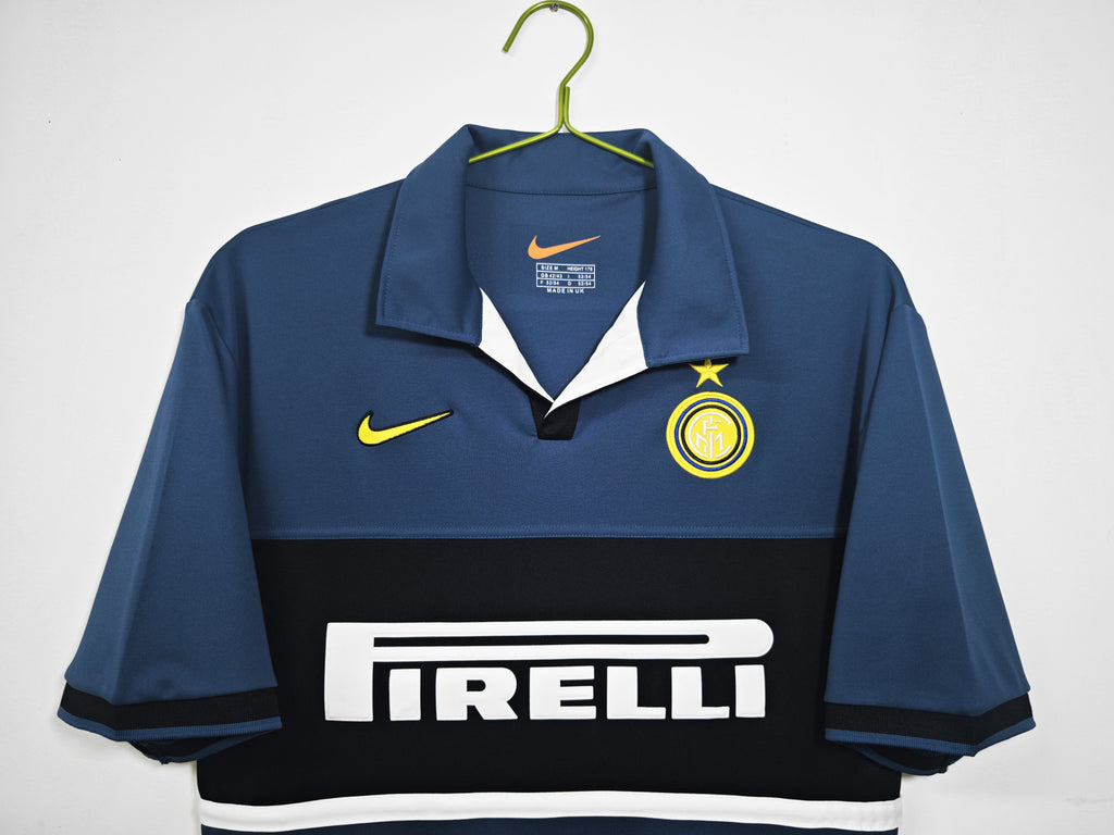 Inter de Milán 1998/99 (Third Kit)
