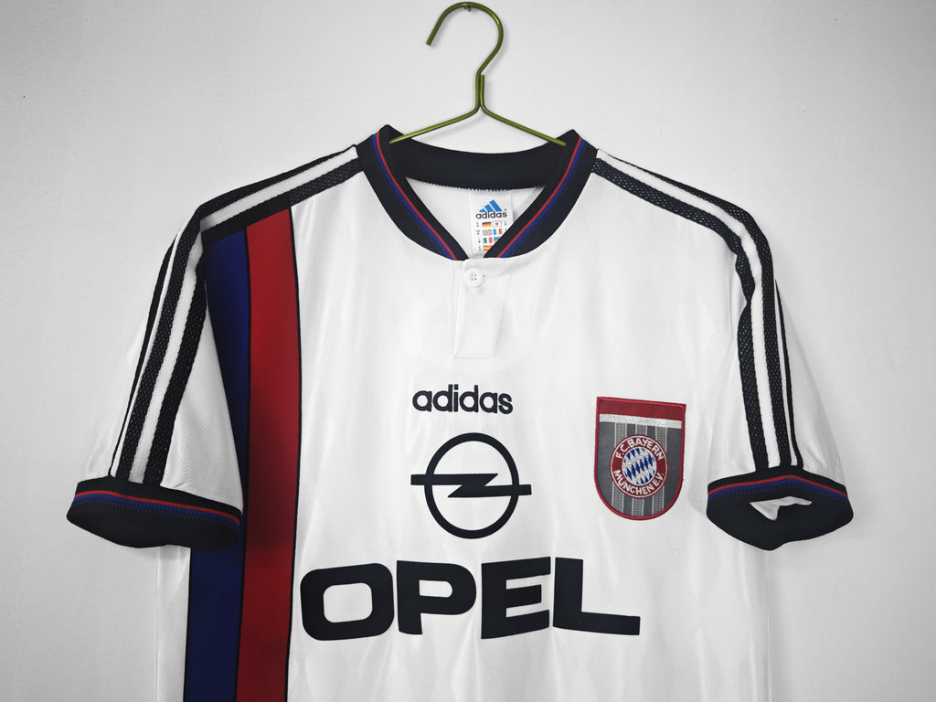 Bayer Munich 1996/98 (Away Kit)