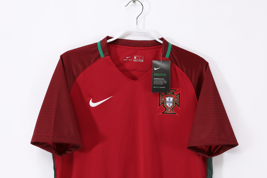Portugal 2016 (Home Kit)