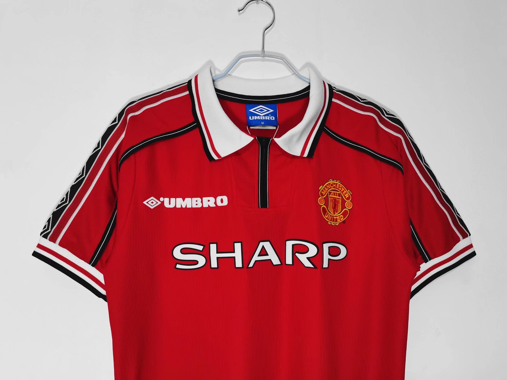Manchester United 1998/99 (Home Kit)