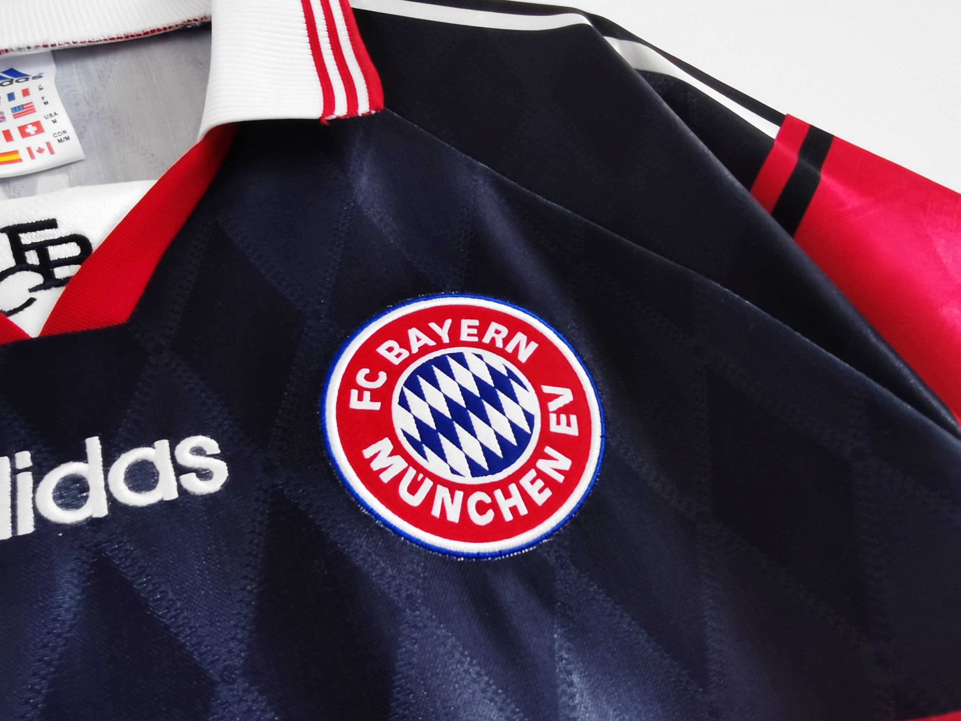 Bayer Munich 1997/99 (Away Kit)