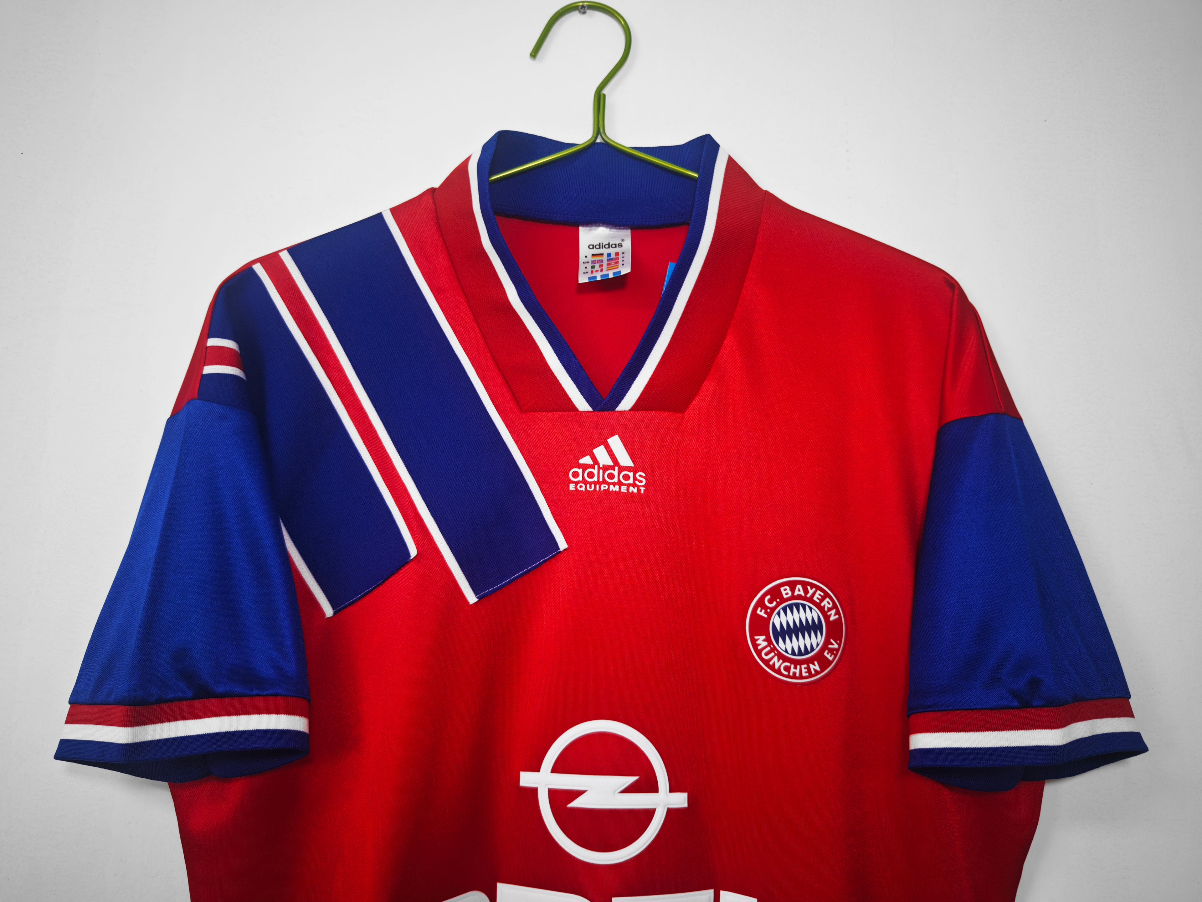 Bayern Munich 1993/95 (Home Kit)