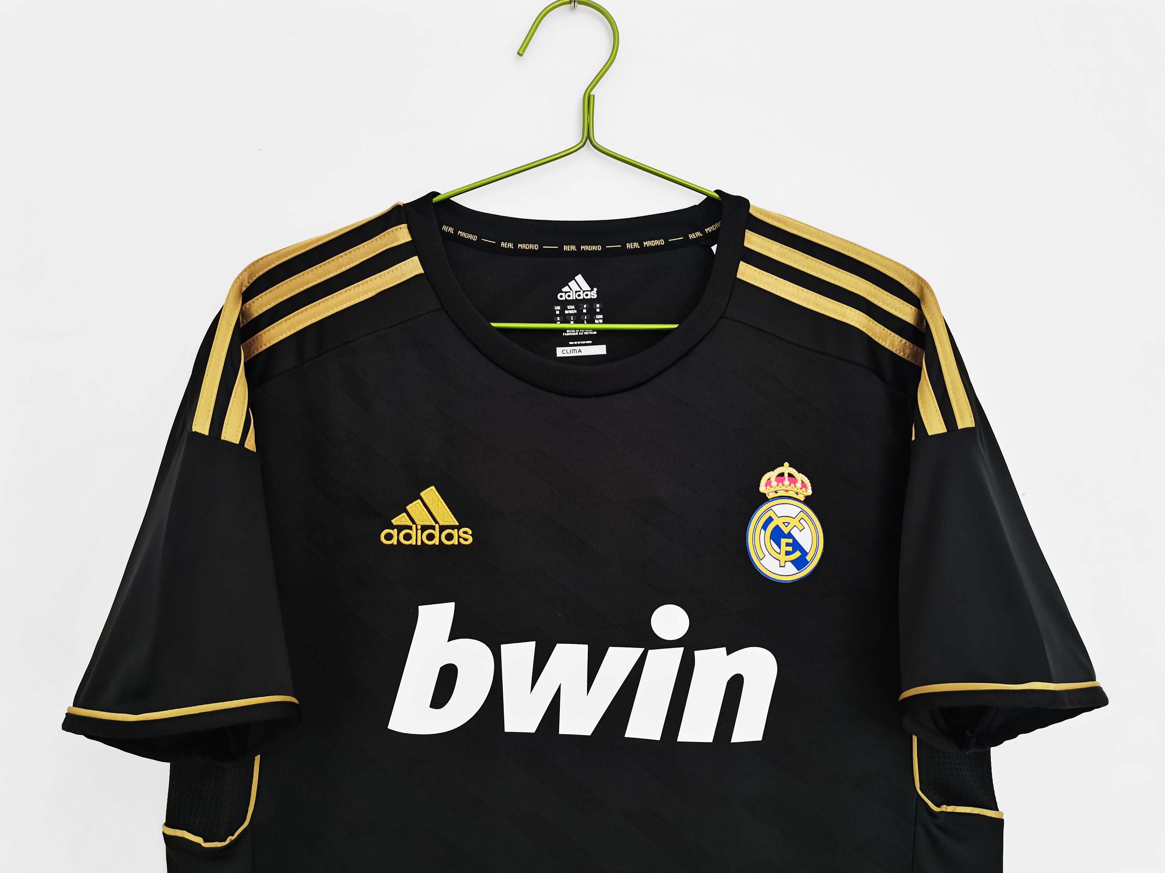 Real Madrid 2011/12 (Away Kit)
