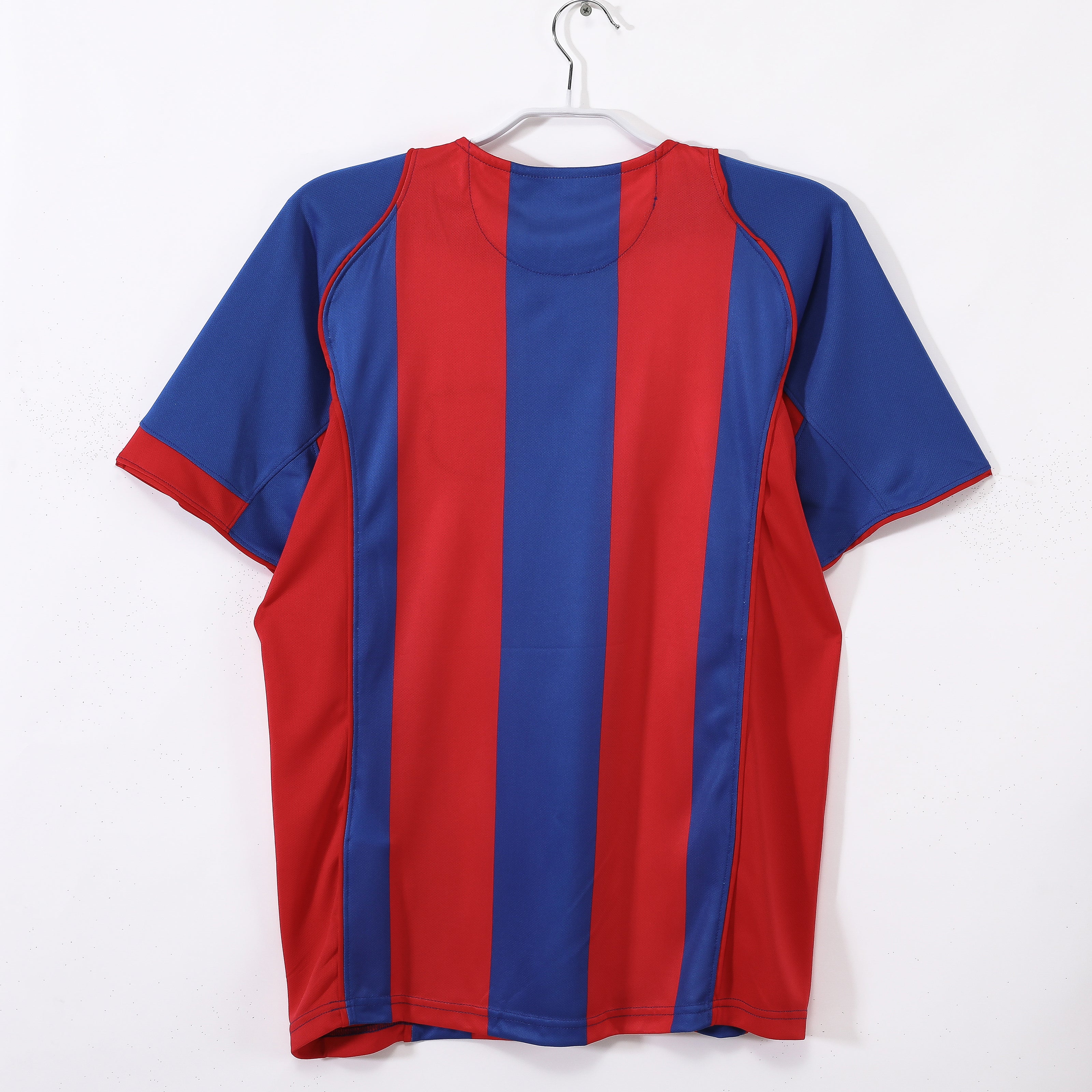 Barcelona 2004/05 (Home Kit)